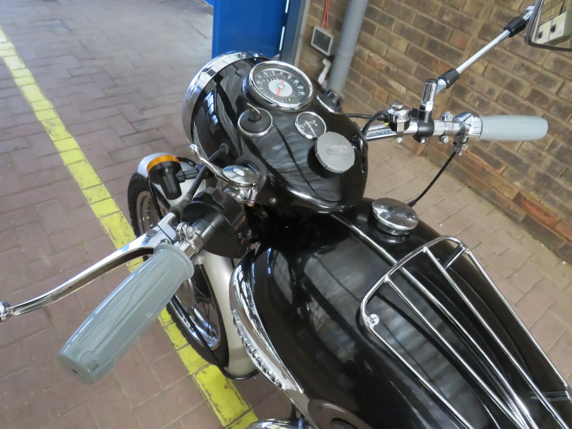 1966 Triumph 6T Thunderbird 649cc-For Sale