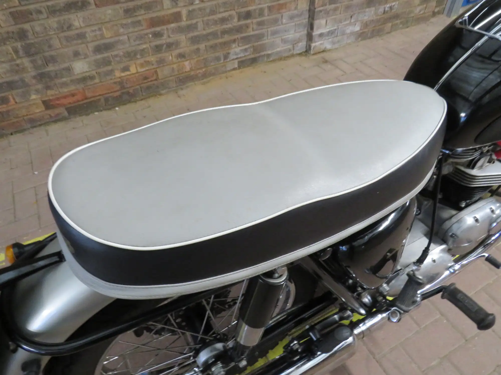 1966 Triumph 6T Thunderbird 649cc-For Sale