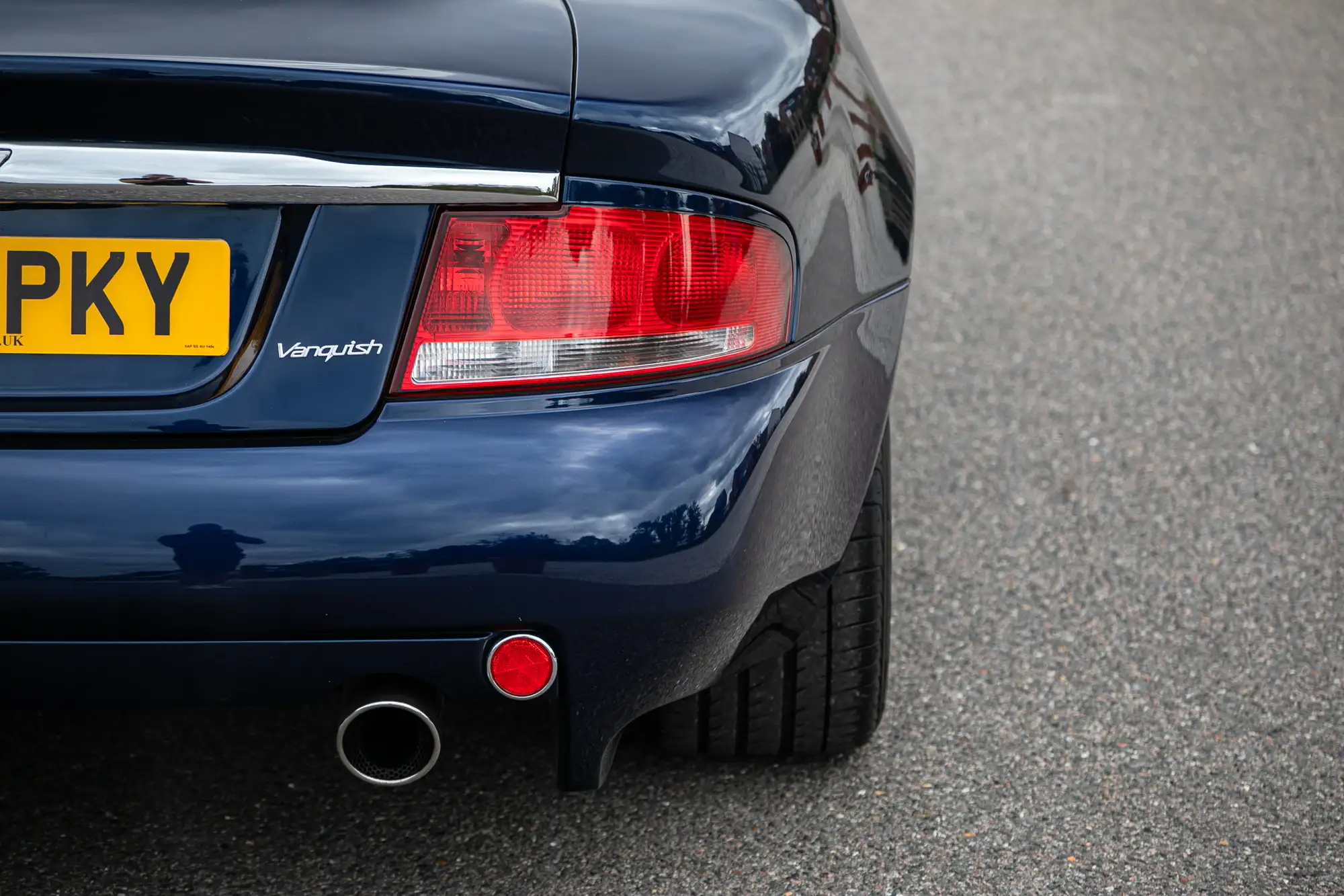 2003 Aston Martin V12 Vanquish-For Sale