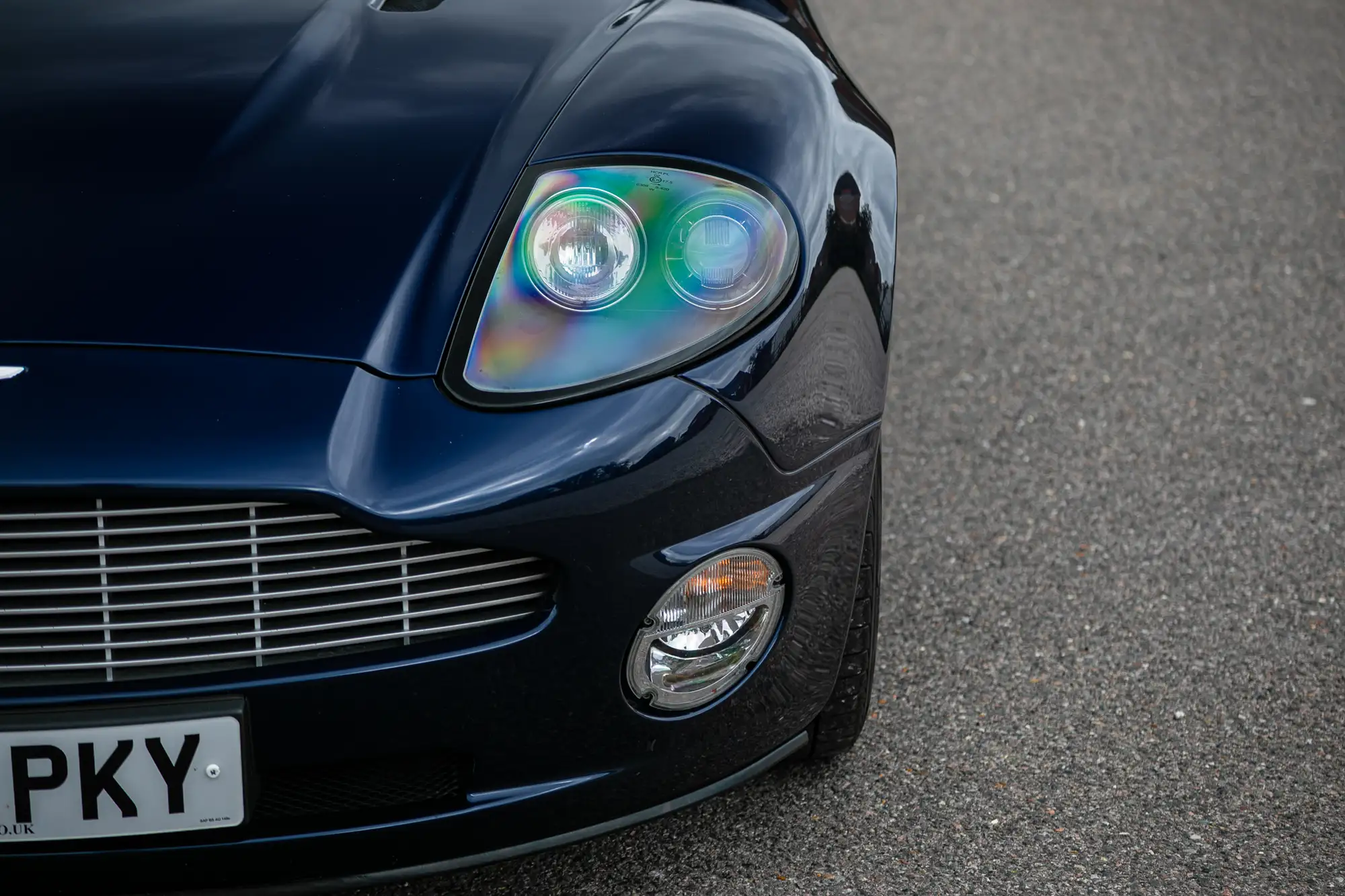 2003 Aston Martin V12 Vanquish-For Sale