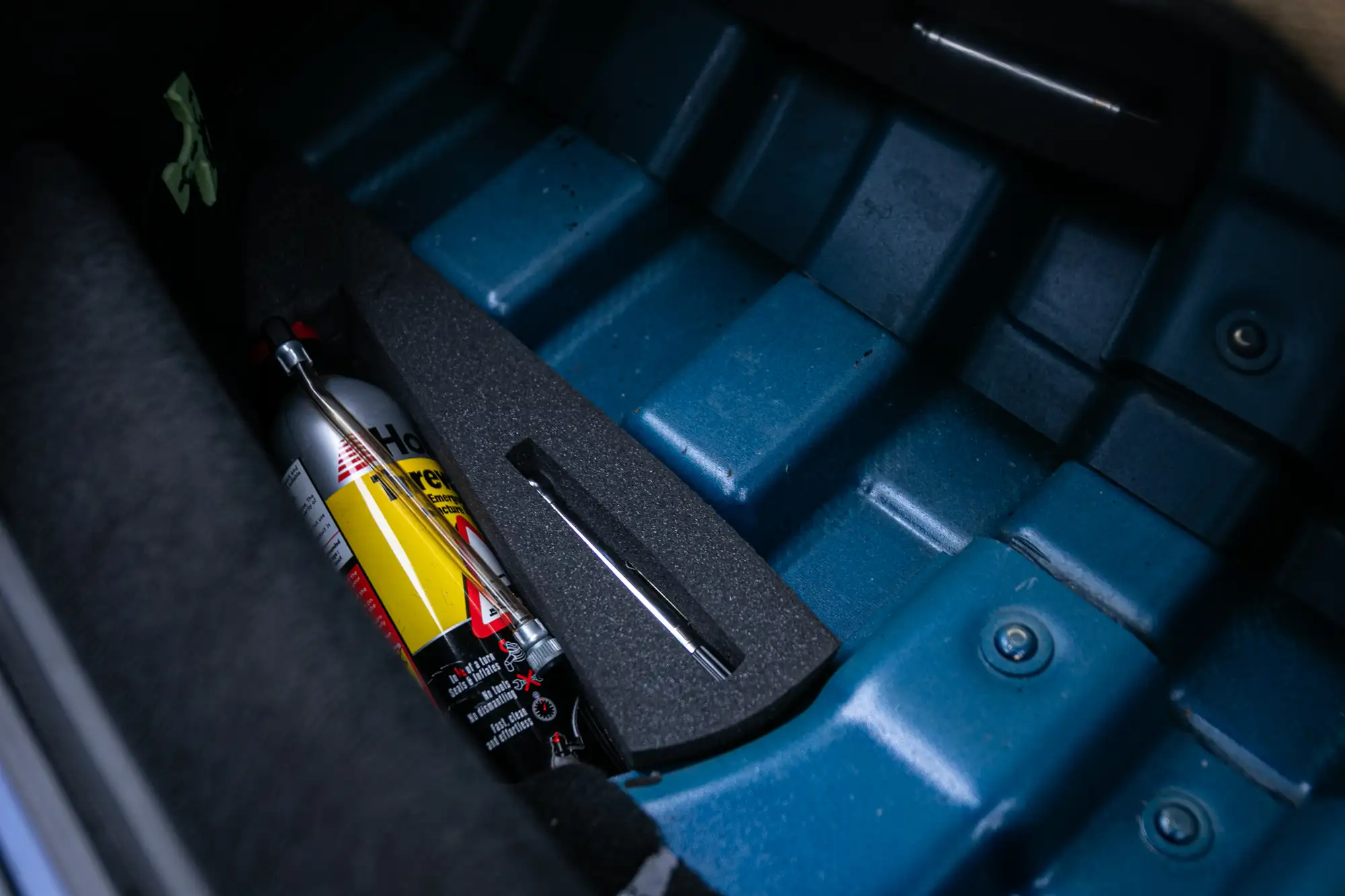 2003 Aston Martin V12 Vanquish-For Sale