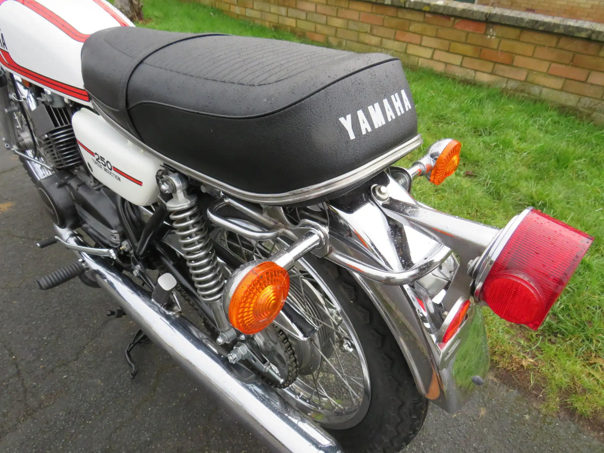1975 Yamaha RD250B 247cc-For Sale