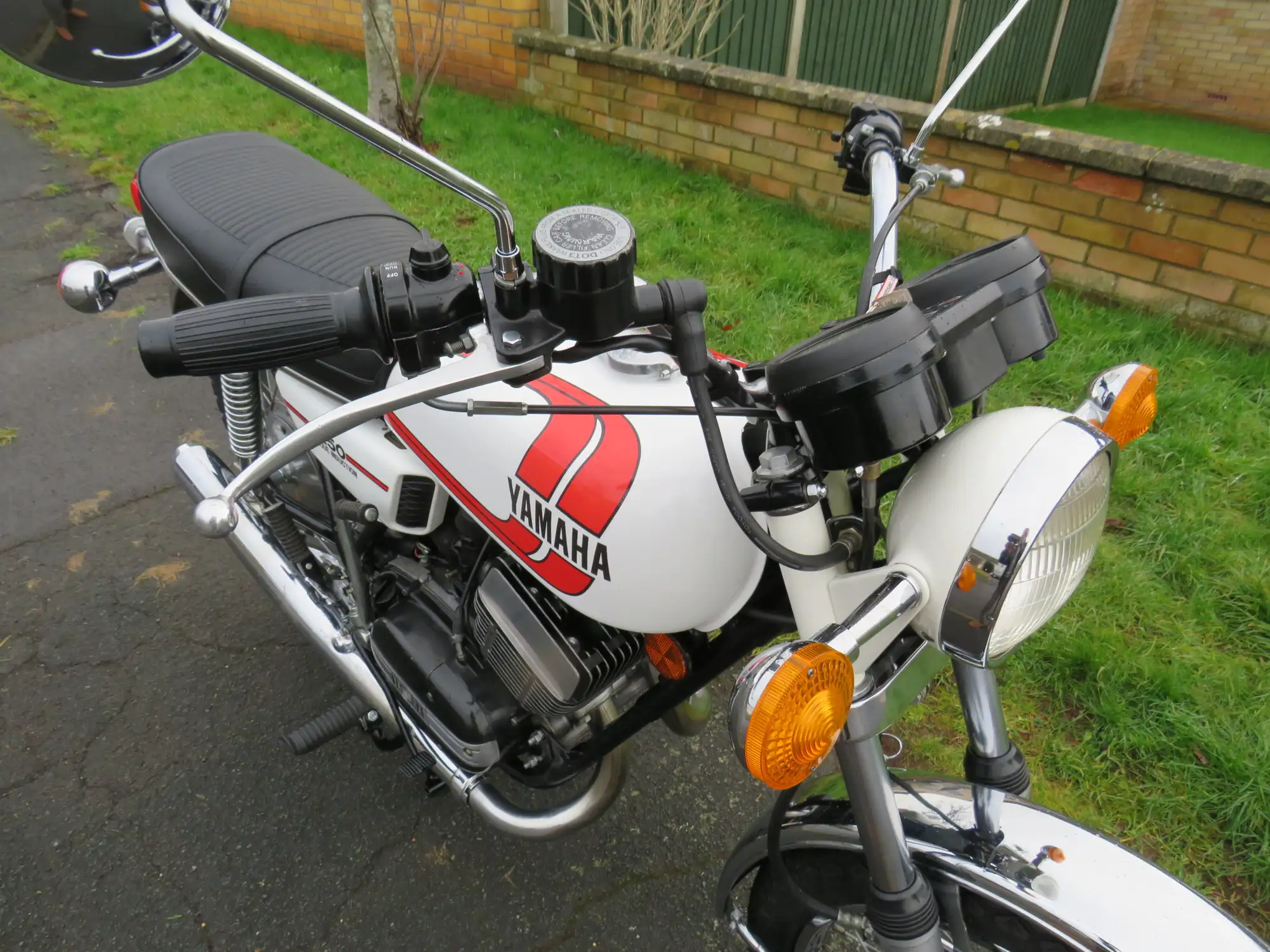 1975 Yamaha RD250B 247cc-For Sale