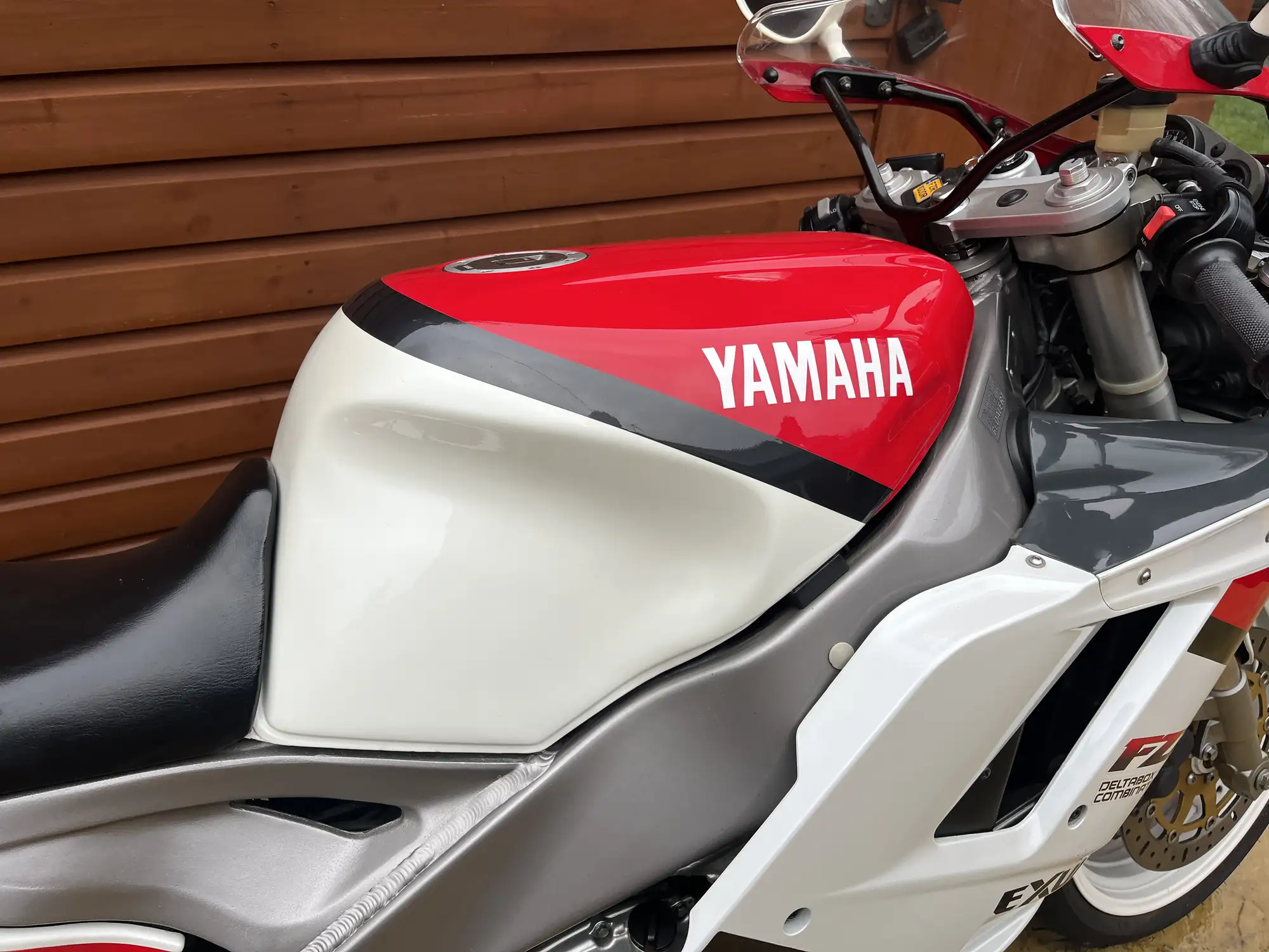 1992 Yamaha FZR1000 1002cc-For Sale