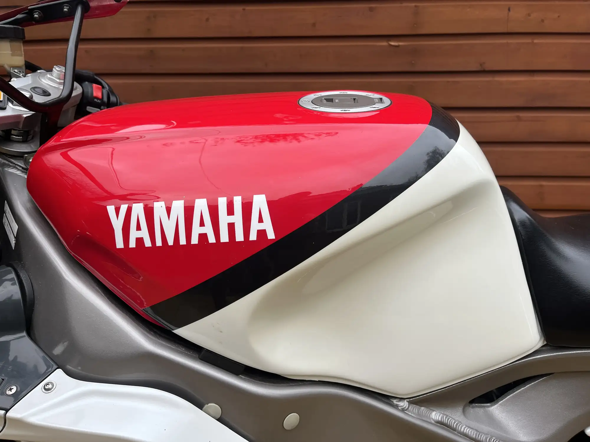 1992 Yamaha FZR1000 1002cc-For Sale