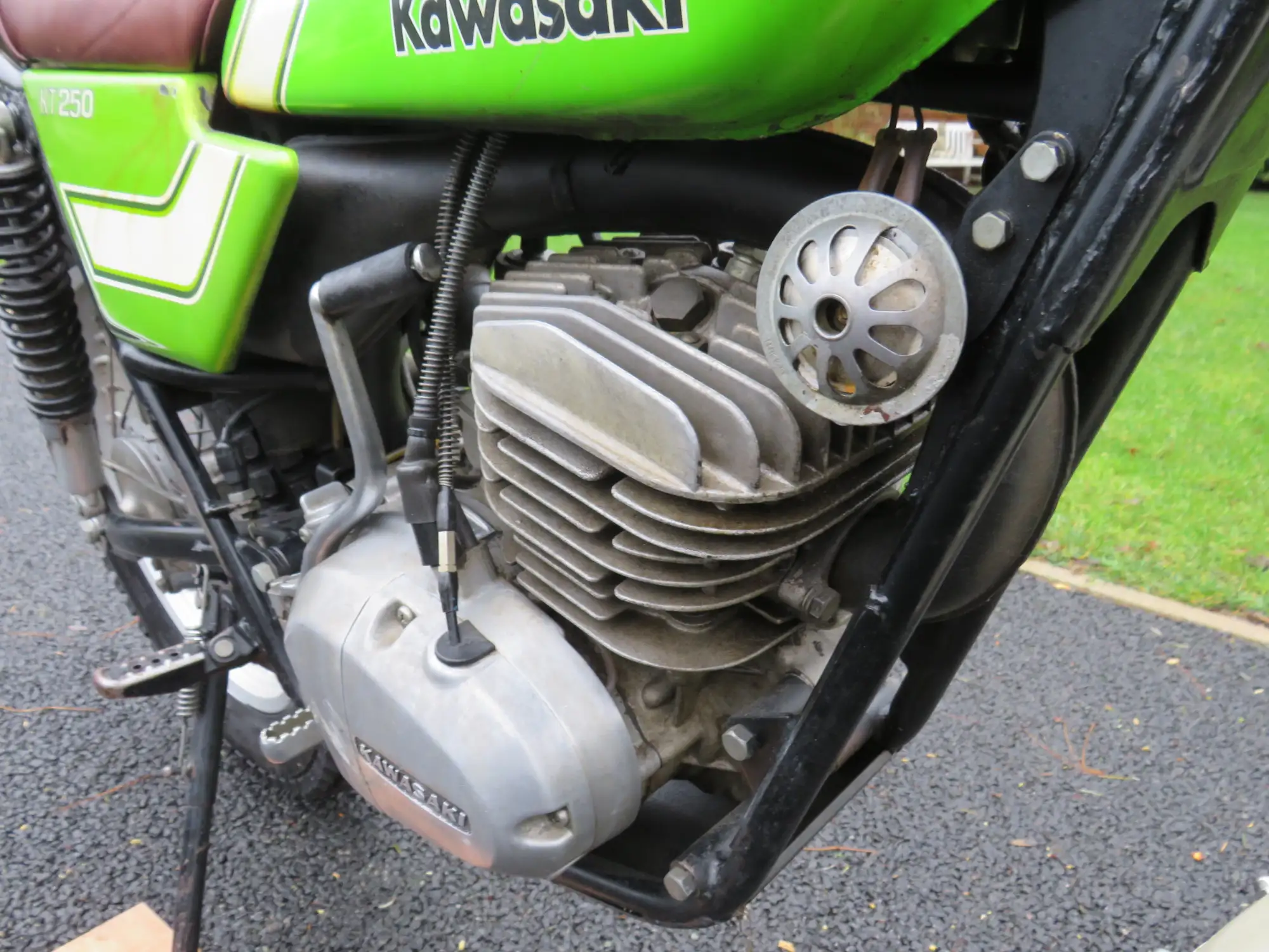1976 Kawasaki KT250 246cc-For Sale