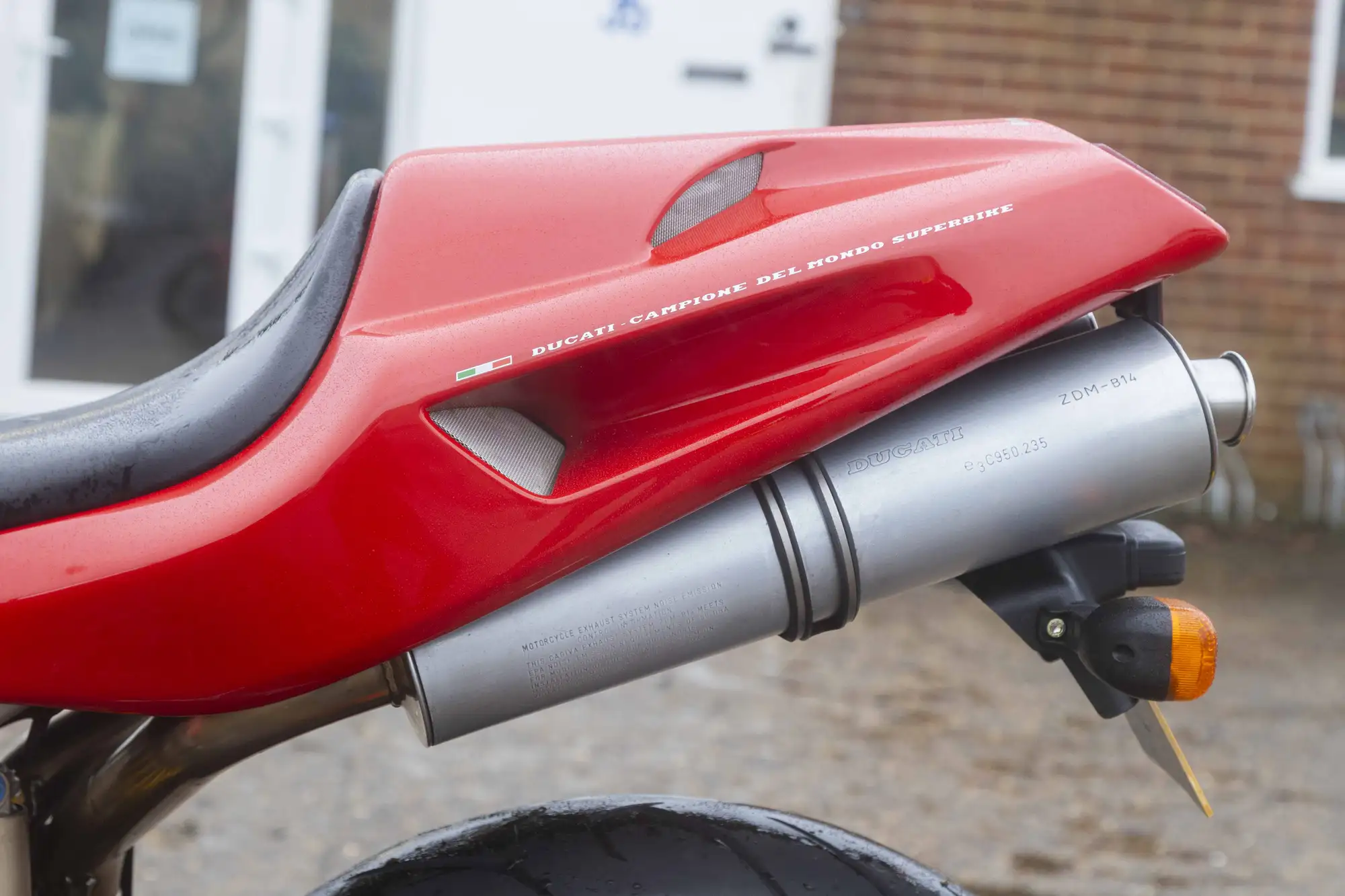 1994 Ducati 916 Strada 916cc-For Sale