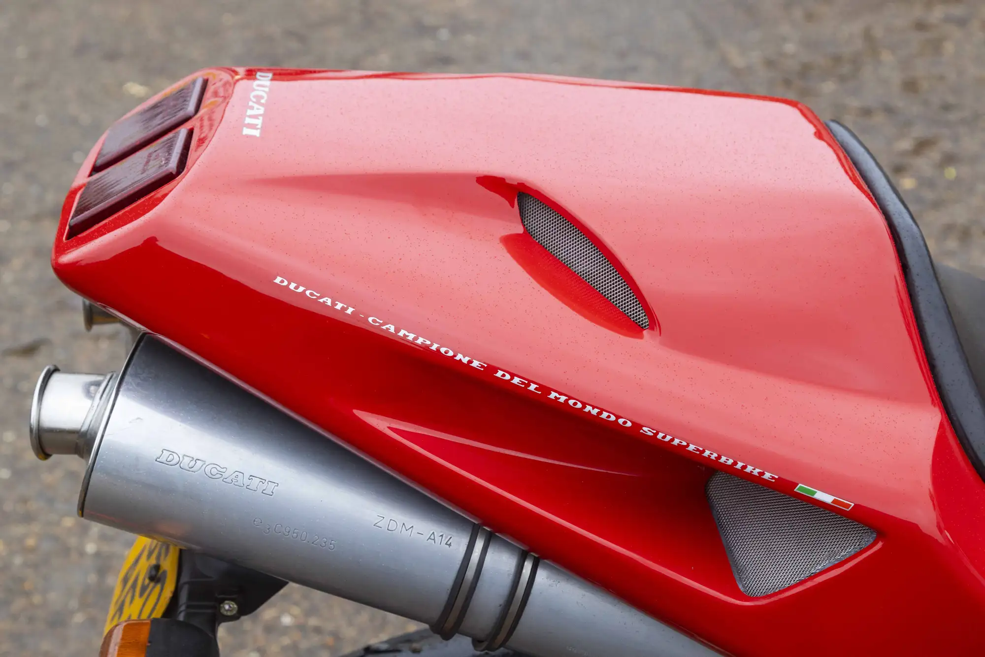 1994 Ducati 916 Strada 916cc-For Sale