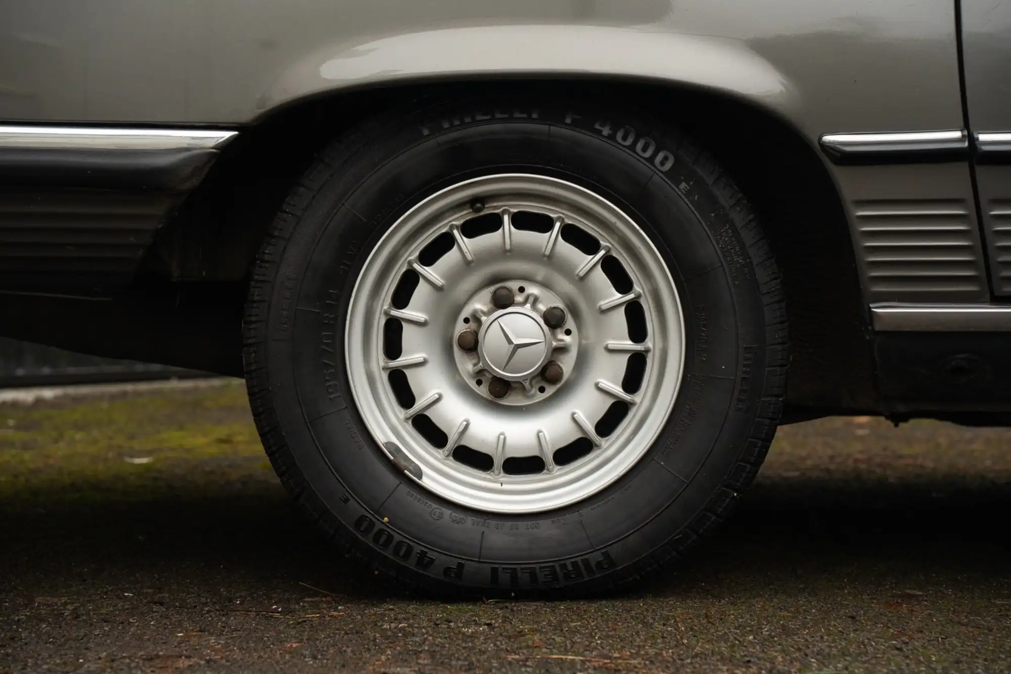 1985 Mercedes-Benz 280SL (R107) - 29,578 miles-For Sale