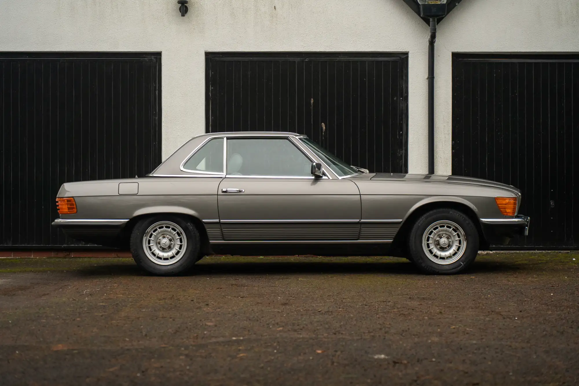 1985 Mercedes-Benz 280SL (R107) - 29,578 miles-For Sale