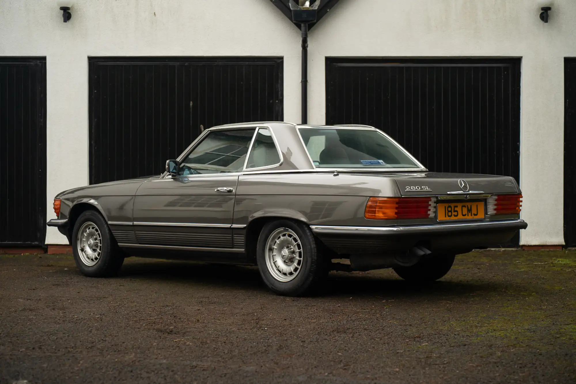 1985 Mercedes-Benz 280SL (R107) - 29,578 miles-For Sale