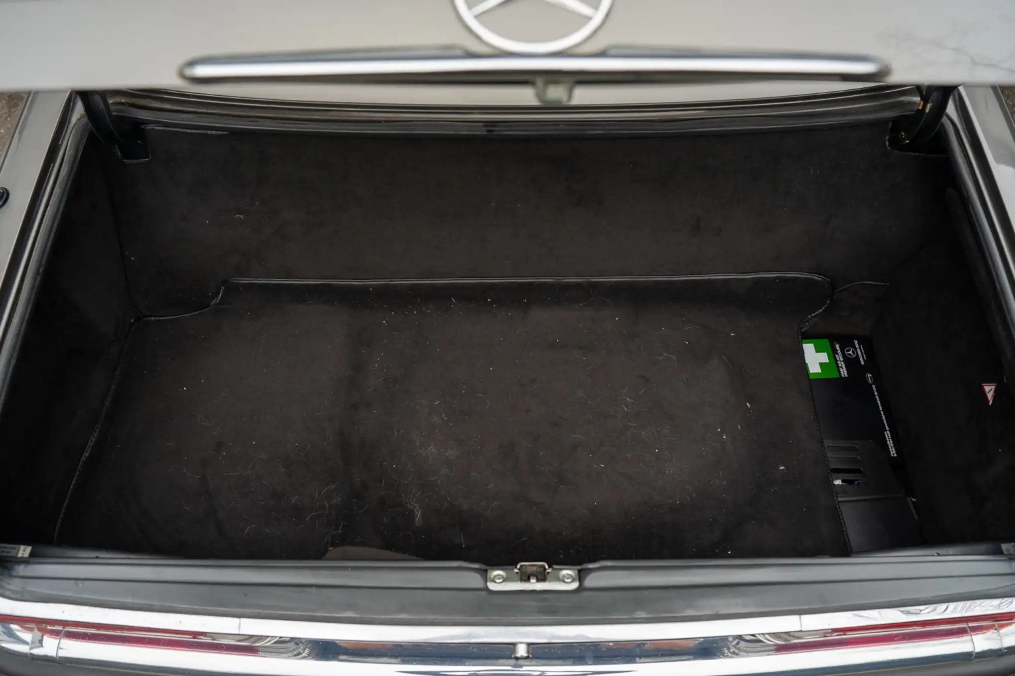 1985 Mercedes-Benz 280SL (R107) - 29,578 miles-For Sale