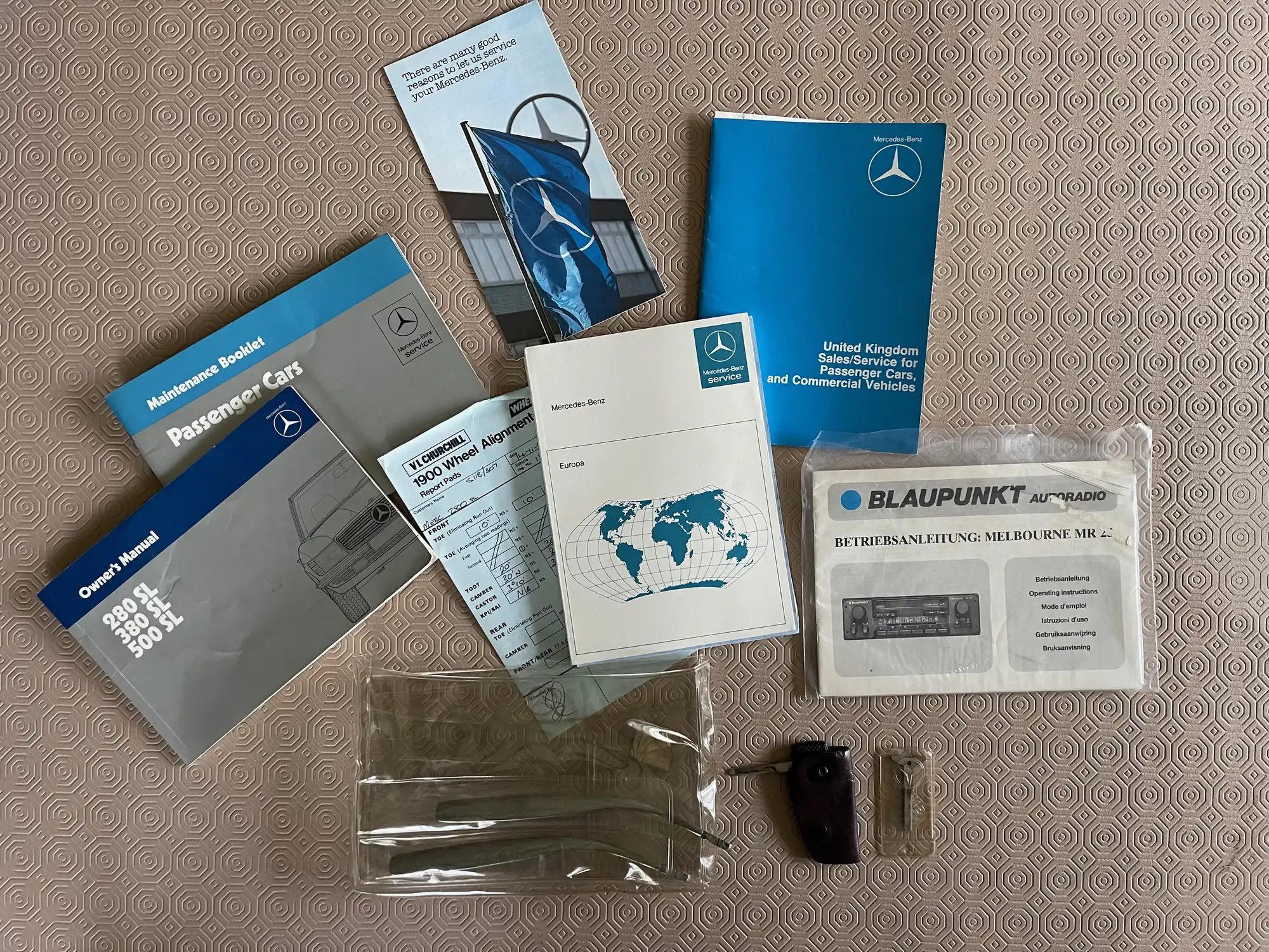 1985 Mercedes-Benz 280SL (R107) - 29,578 miles-For Sale