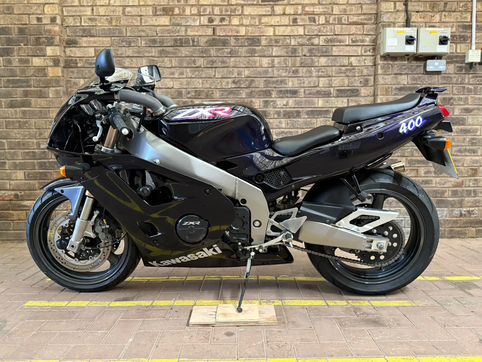 2001 Kawasaki ZXR400-L9 398cc-For Sale