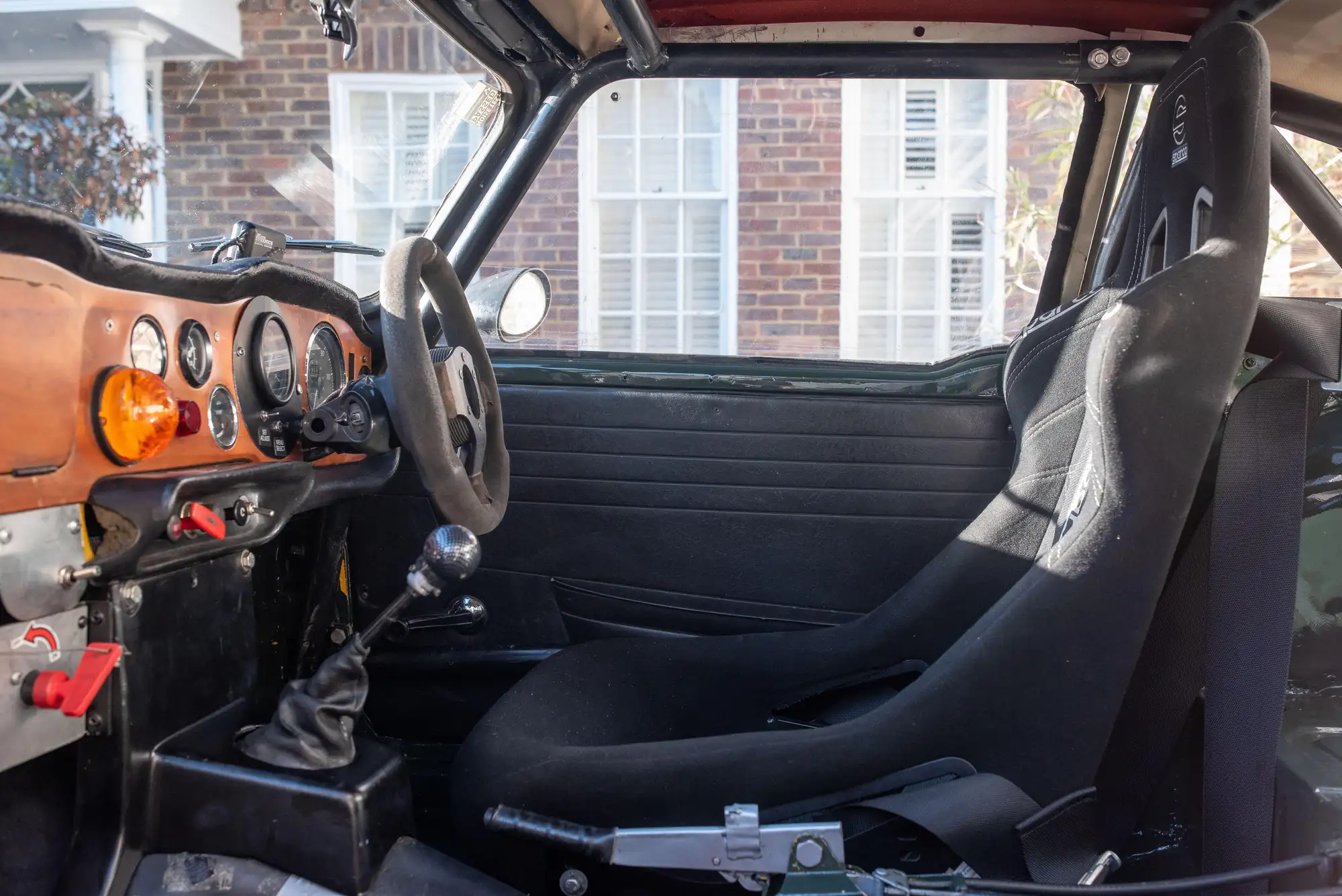 1969 Triumph TR6 2.5 PI Historic Race Car-For Sale