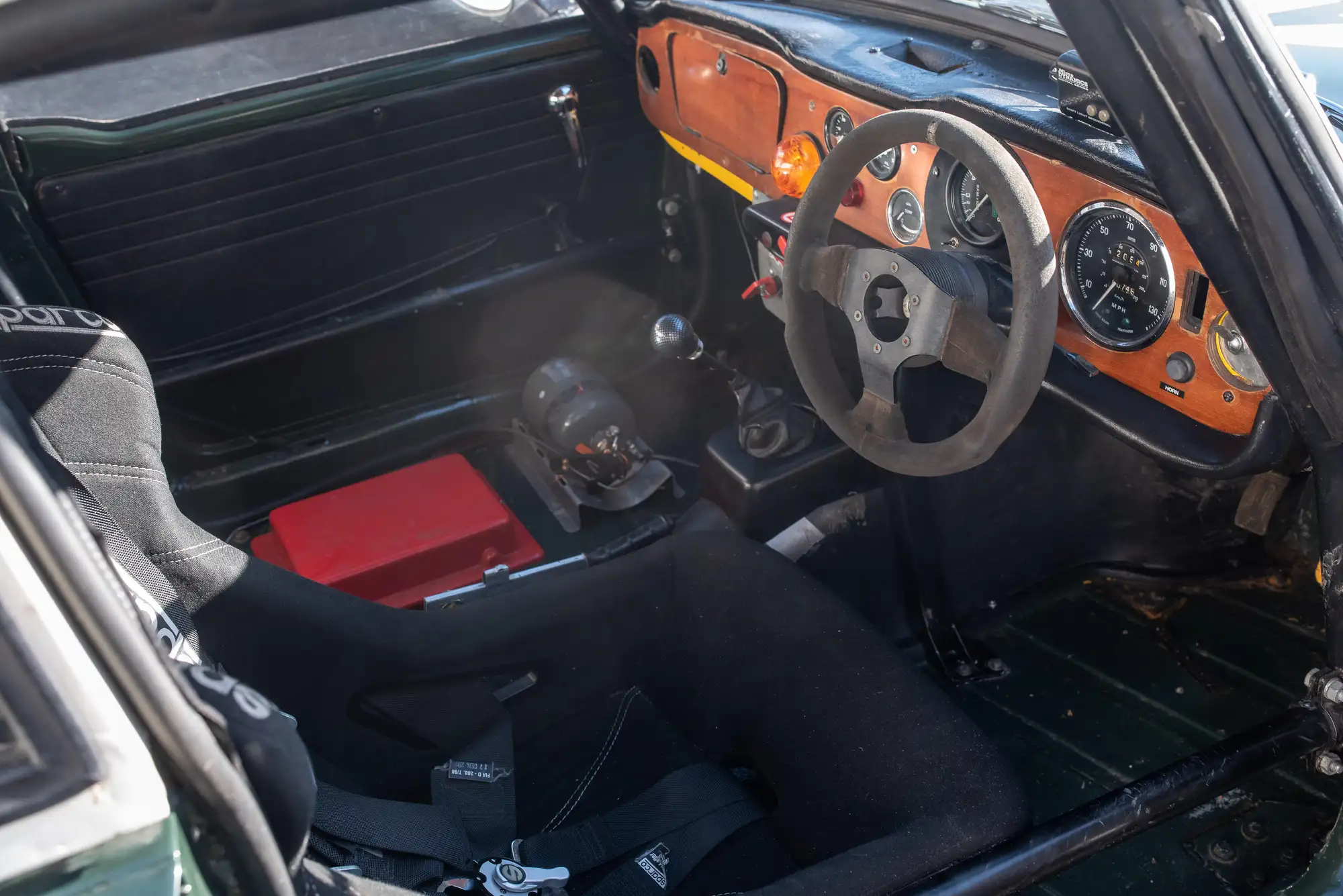 1969 Triumph TR6 2.5 PI Historic Race Car-For Sale