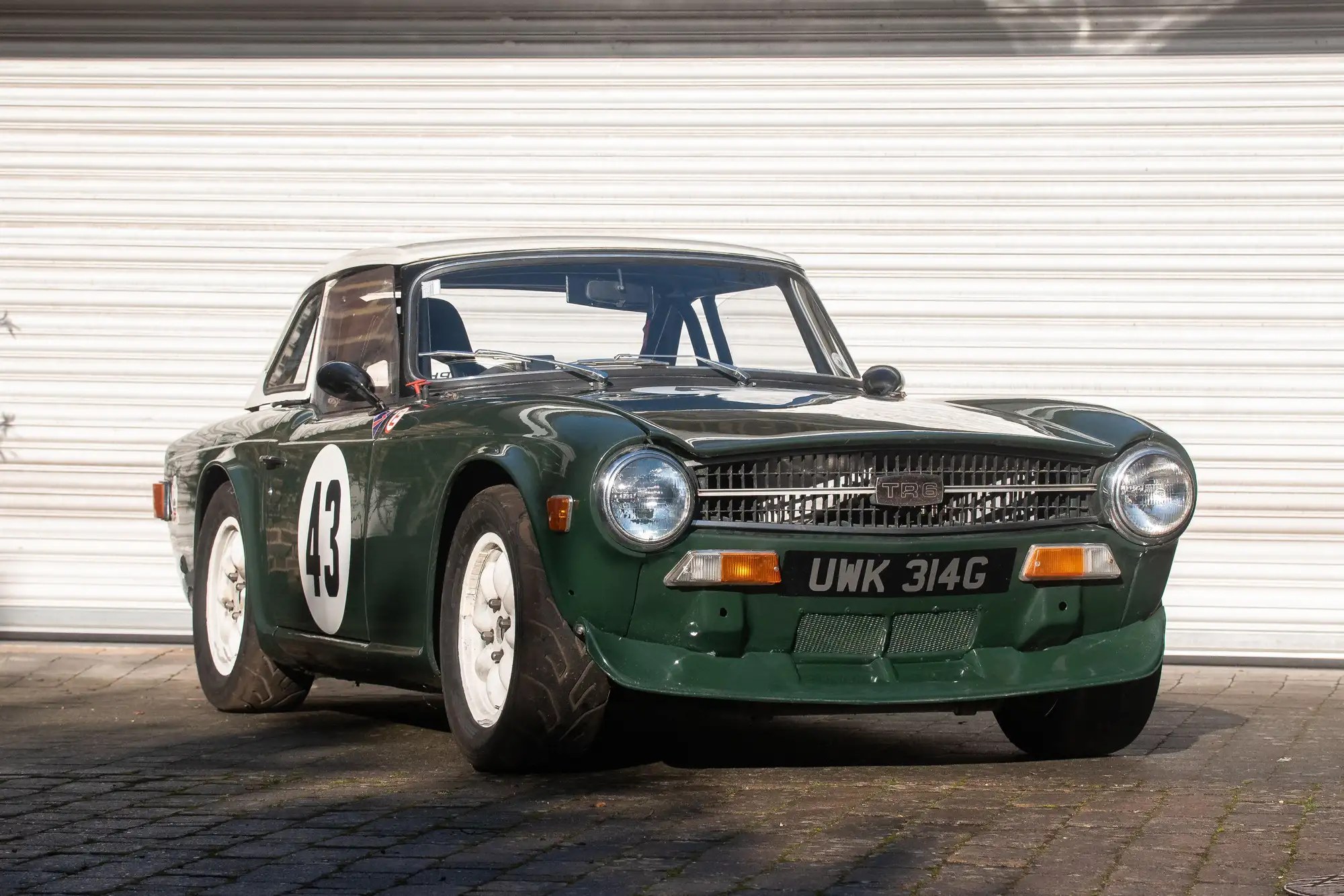 1969 Triumph TR6 2.5 PI Historic Race Car-For Sale