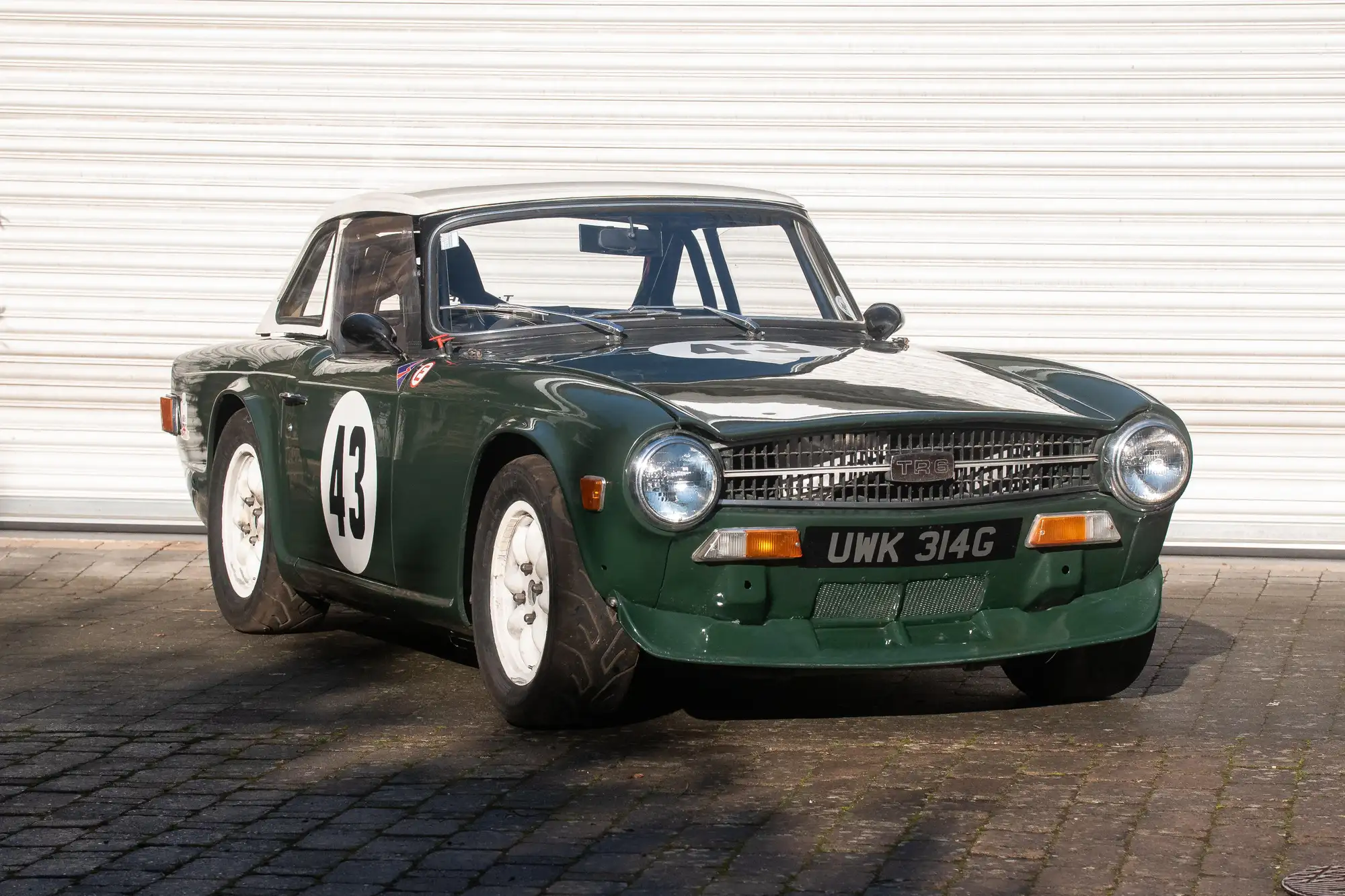 1969 Triumph TR6 2.5 PI Historic Race Car-For Sale