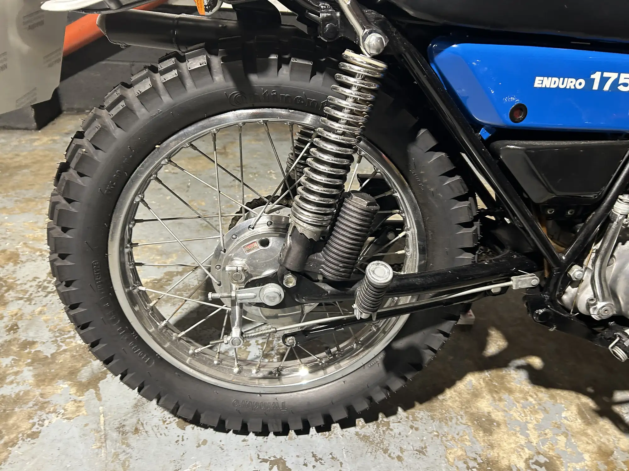 1975 Yamaha DT175 174cc-For Sale