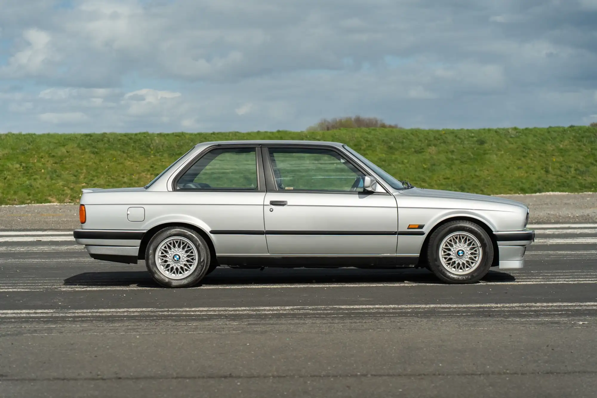 1990 BMW 318is Coupé (E30) - 54,869 miles-Sold