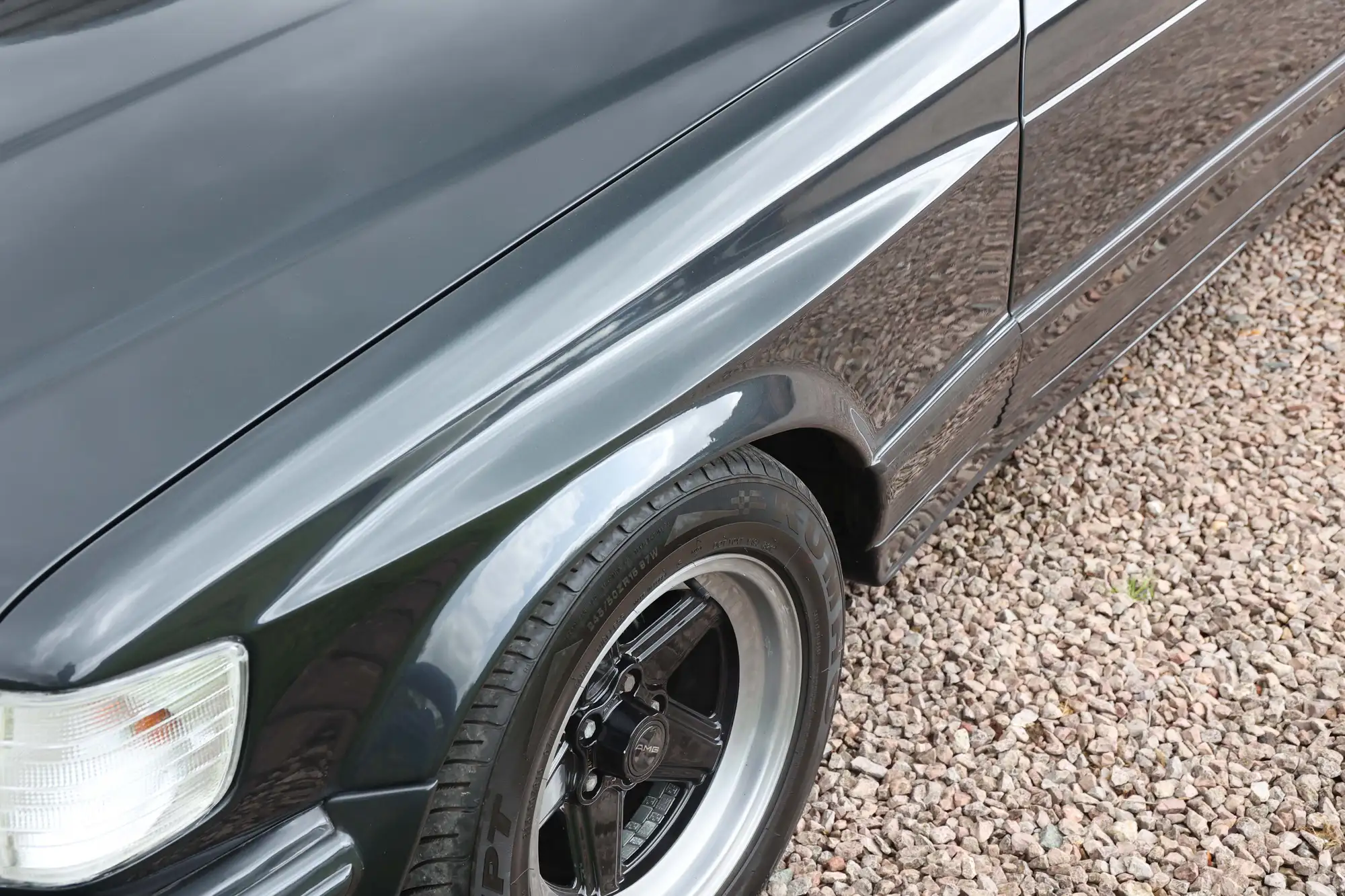 1989 Mercedes-Benz 560 SEC AMG 5.6 'Wide-Body'-Sold