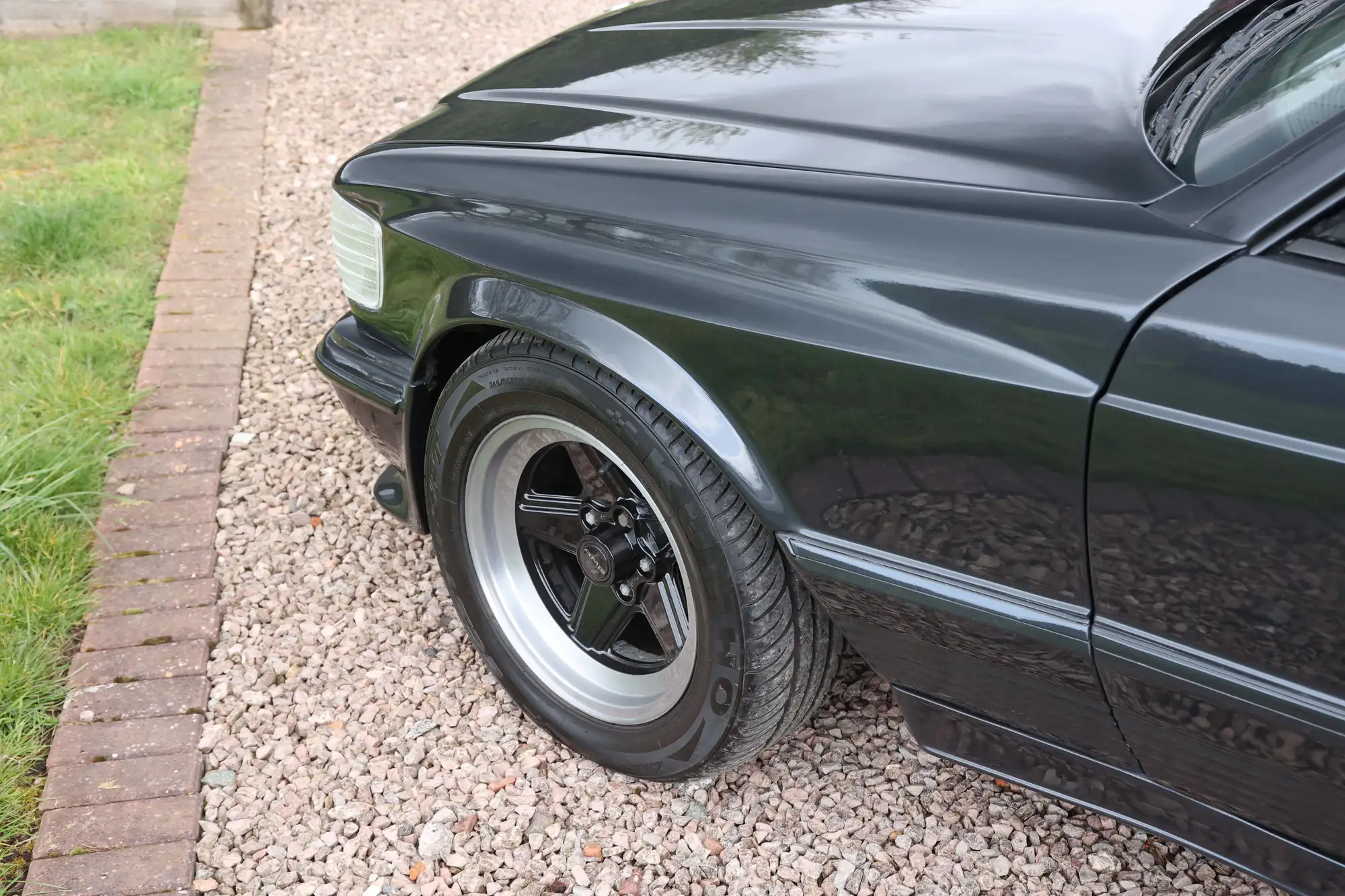 1989 Mercedes-Benz 560 SEC AMG 5.6 'Wide-Body'-Sold