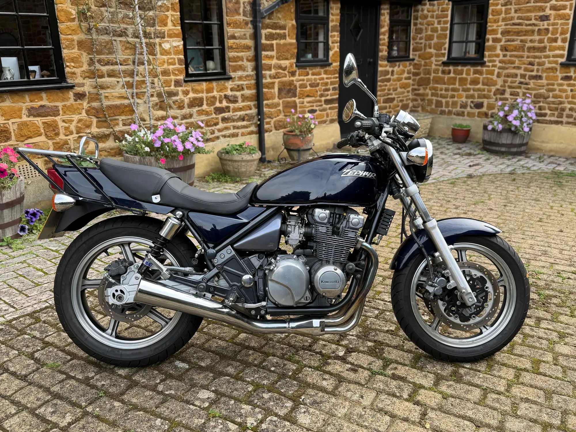 For Sale | 1991 Kawasaki ZR550 Zephyr 553cc-For Sale