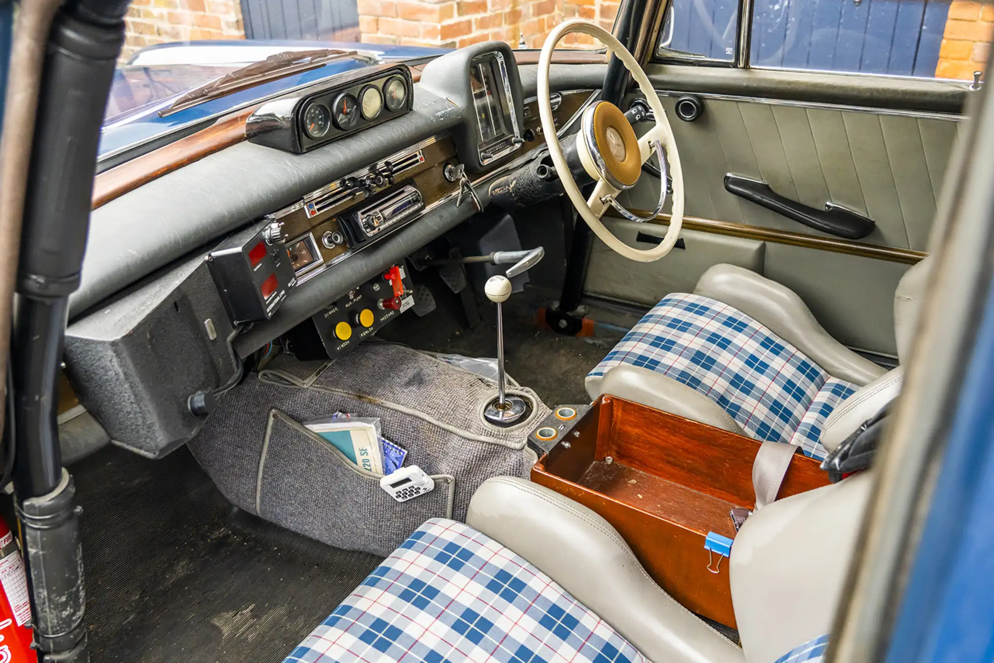 1964 Mercedes-Benz Fintail Historic Rally Car ( W111 )-For Sale