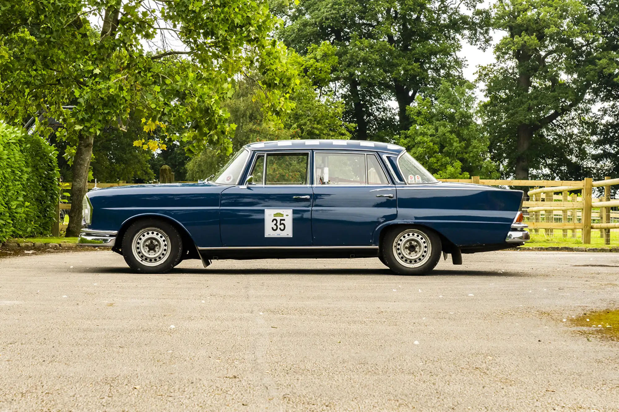 1964 Mercedes-Benz Fintail Historic Rally Car ( W111 )-For Sale