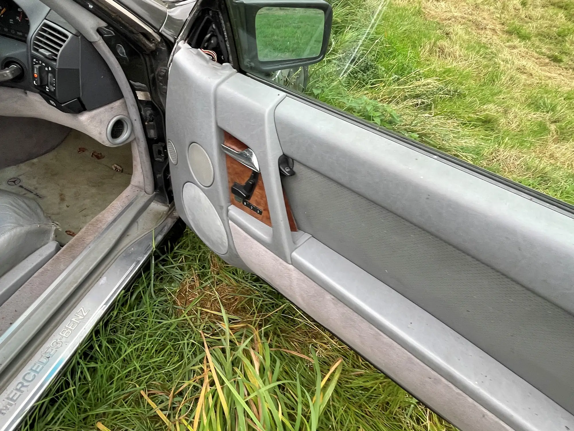 1989 Mercedes-Benz 500SL (R129)-Sold