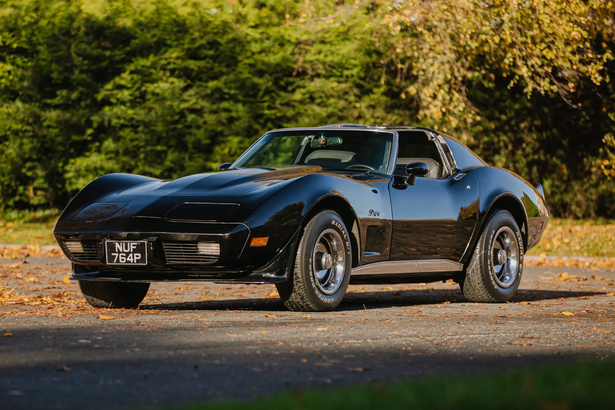 1976 Chevrolet Corvette Stingray C3 Targa-Top 350ci-Sold