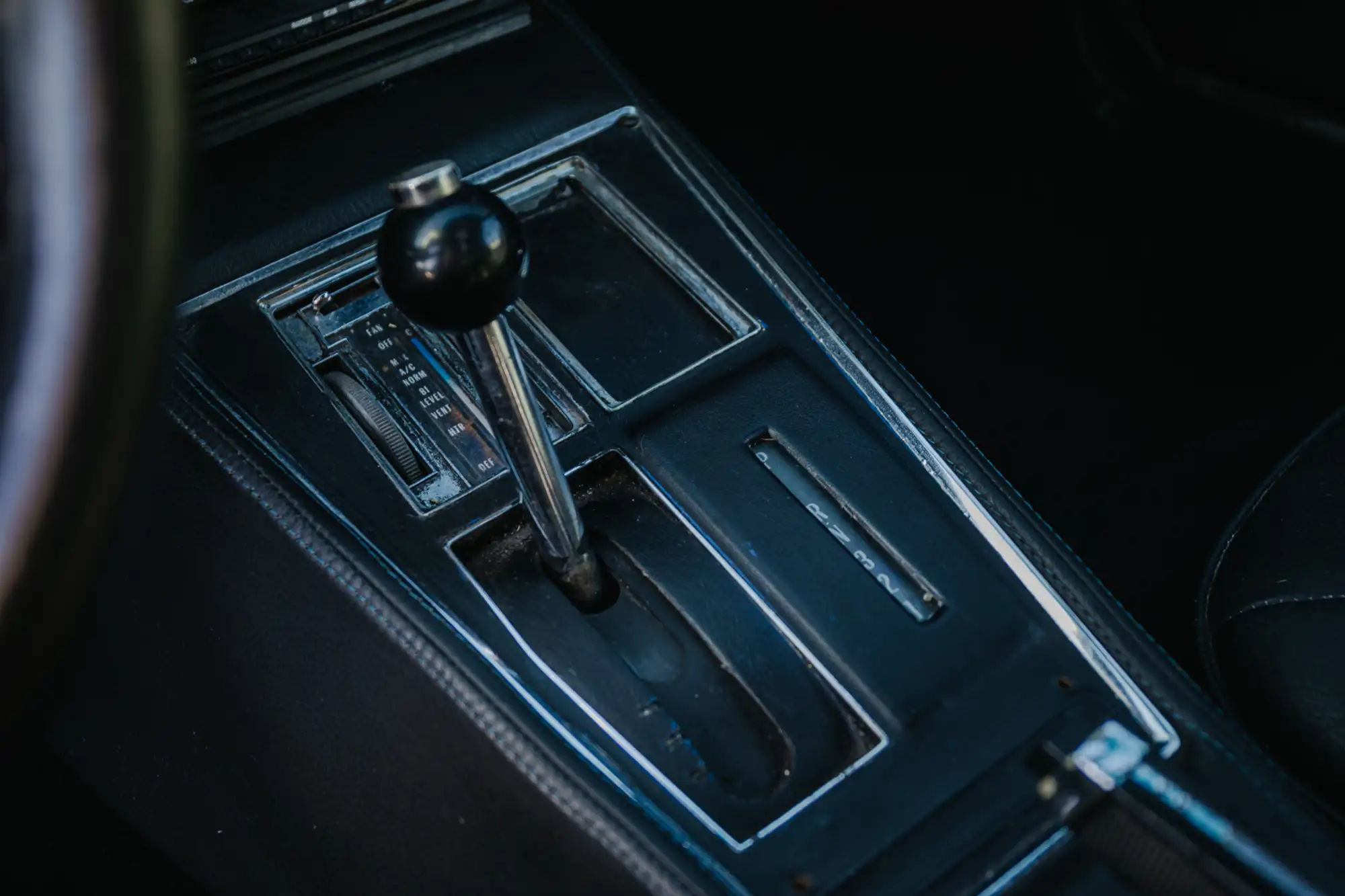 1976 Chevrolet Corvette Stingray C3 Targa-Top 350ci-Sold