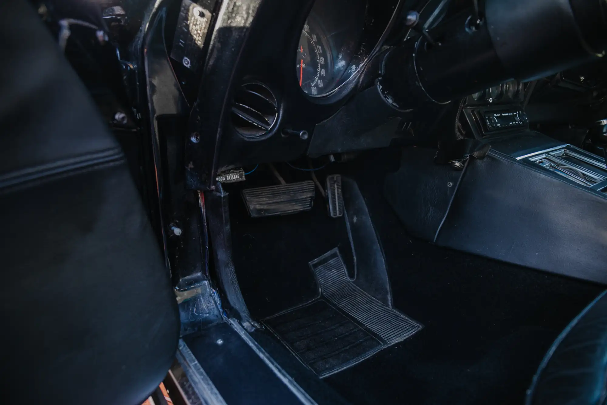 1976 Chevrolet Corvette Stingray C3 Targa-Top 350ci-Sold