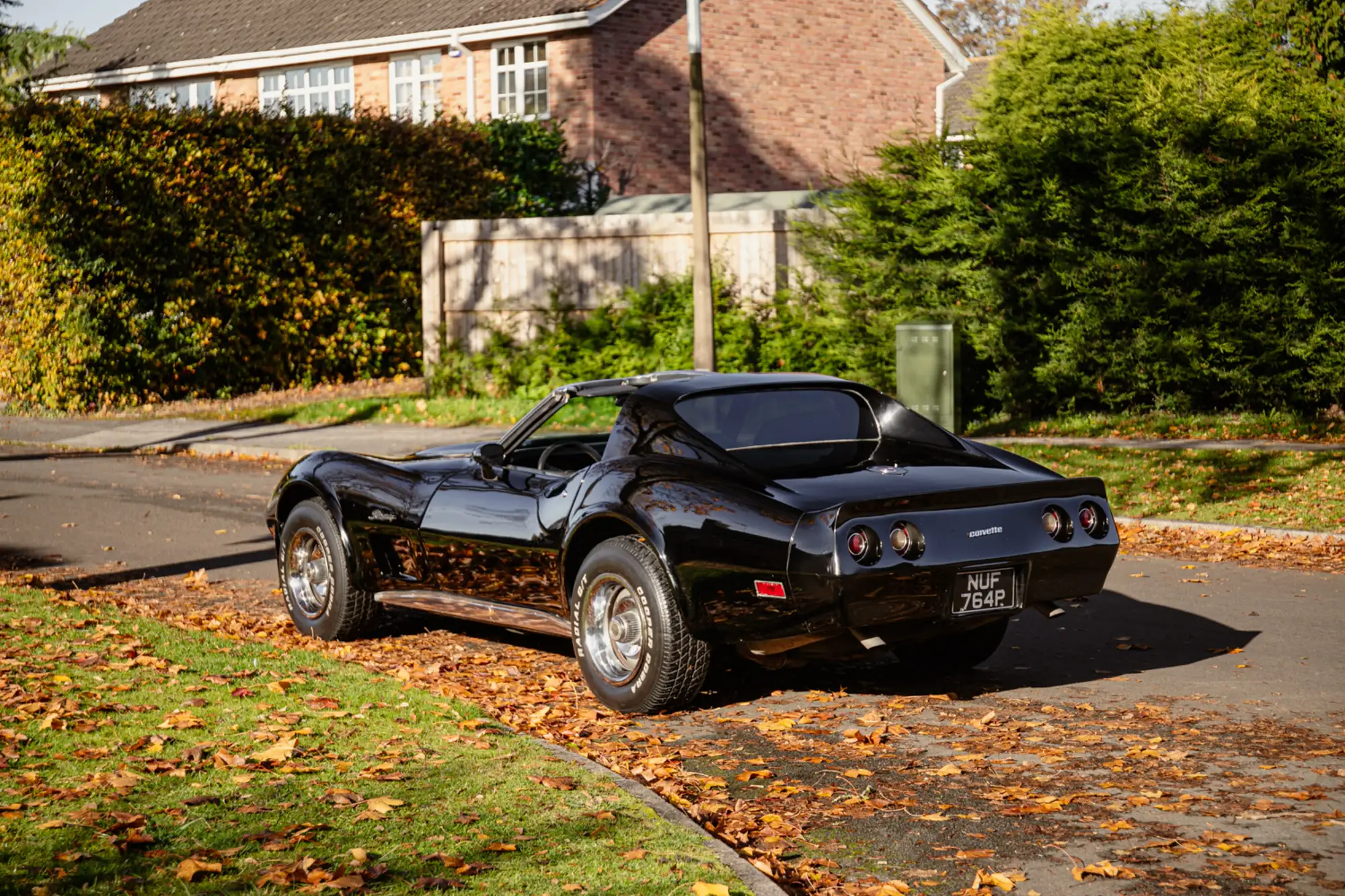 1976 Chevrolet Corvette Stingray C3 Targa-Top 350ci-Sold