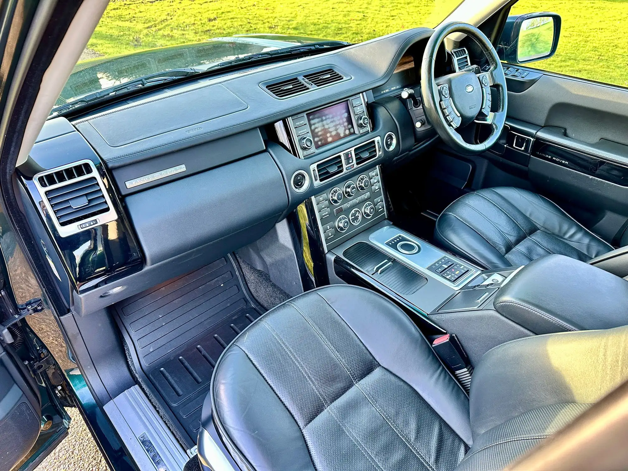 2013 Range Rover Westminster - Ex HRH Queen Elizabeth II Pro-Sold