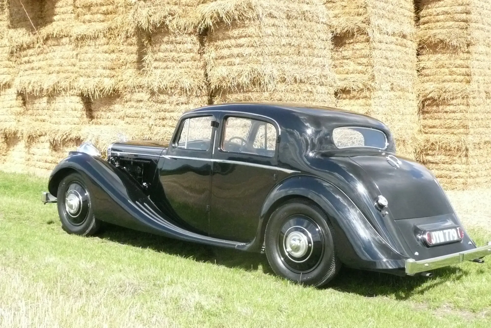 1948 Jaguar 2½-Litre Saloon-For Sale
