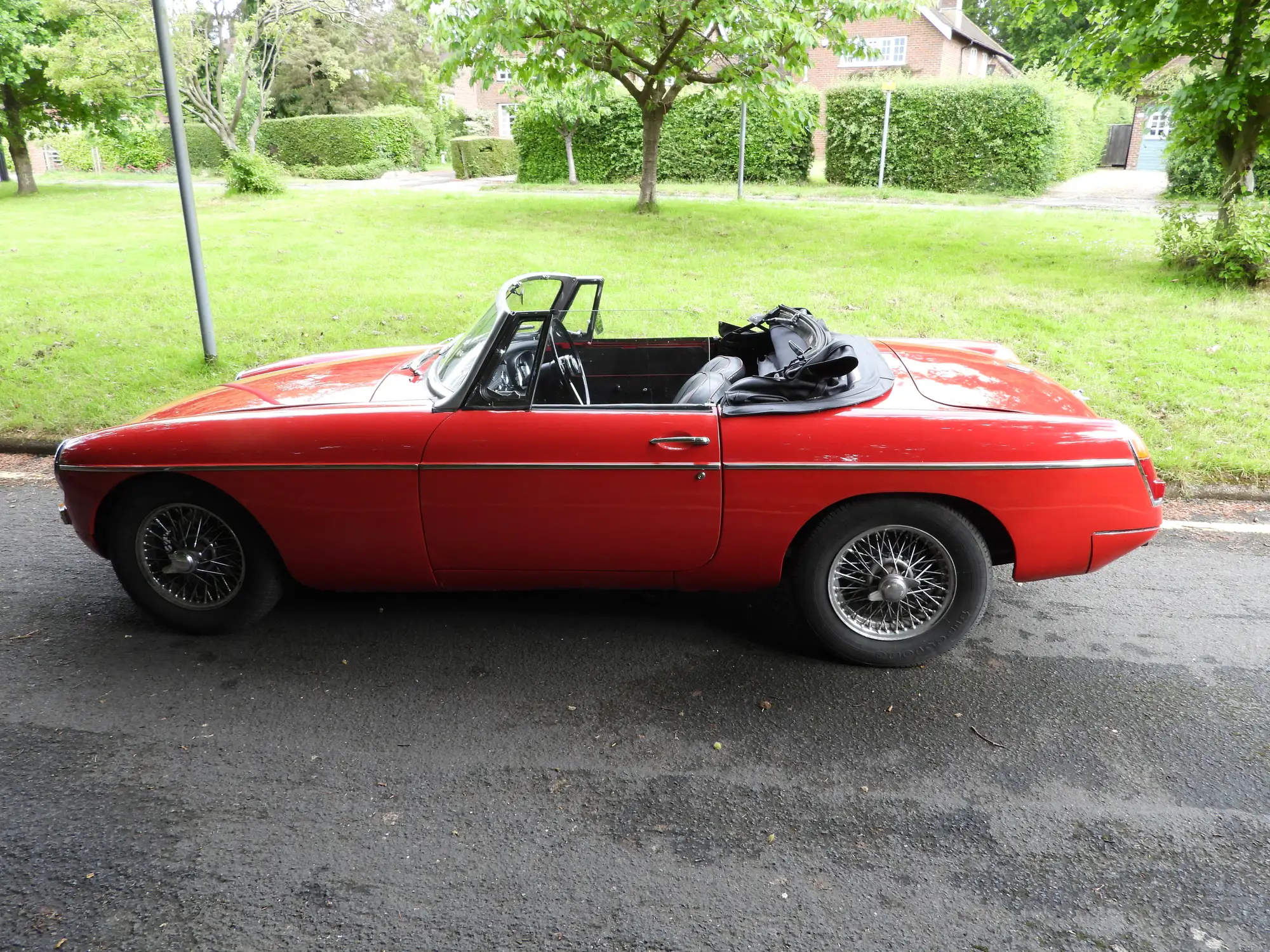 1966 MG B Roadster - For Sale 