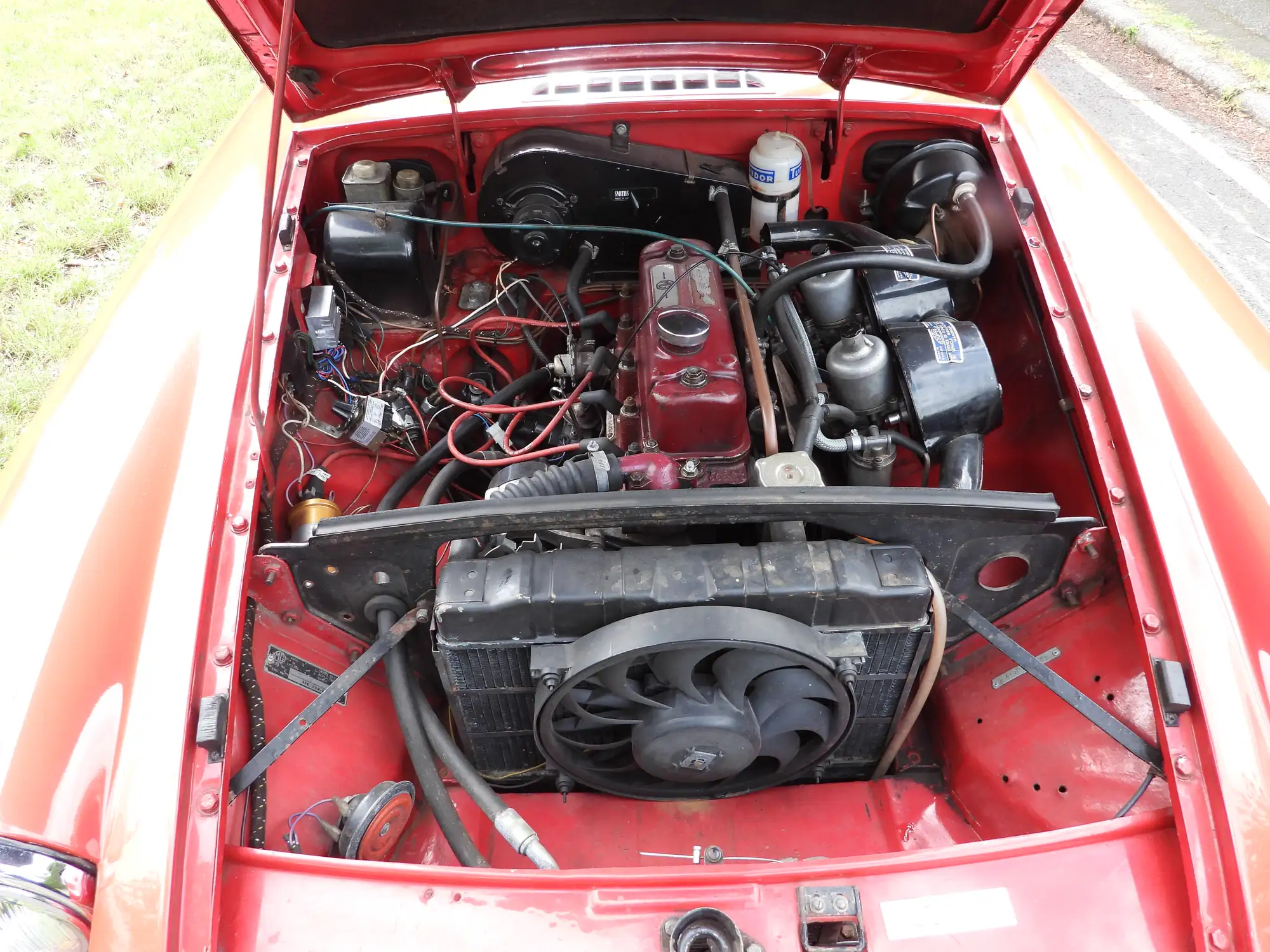 1966 MG B Roadster - For Sale 