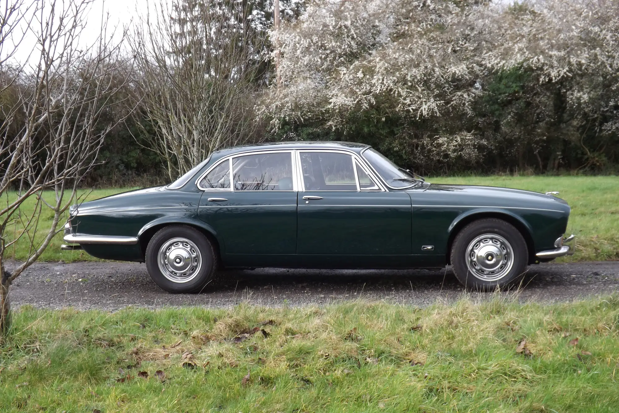 1973 Jaguar XJ6 Series One  4.2 Manual-For Sale