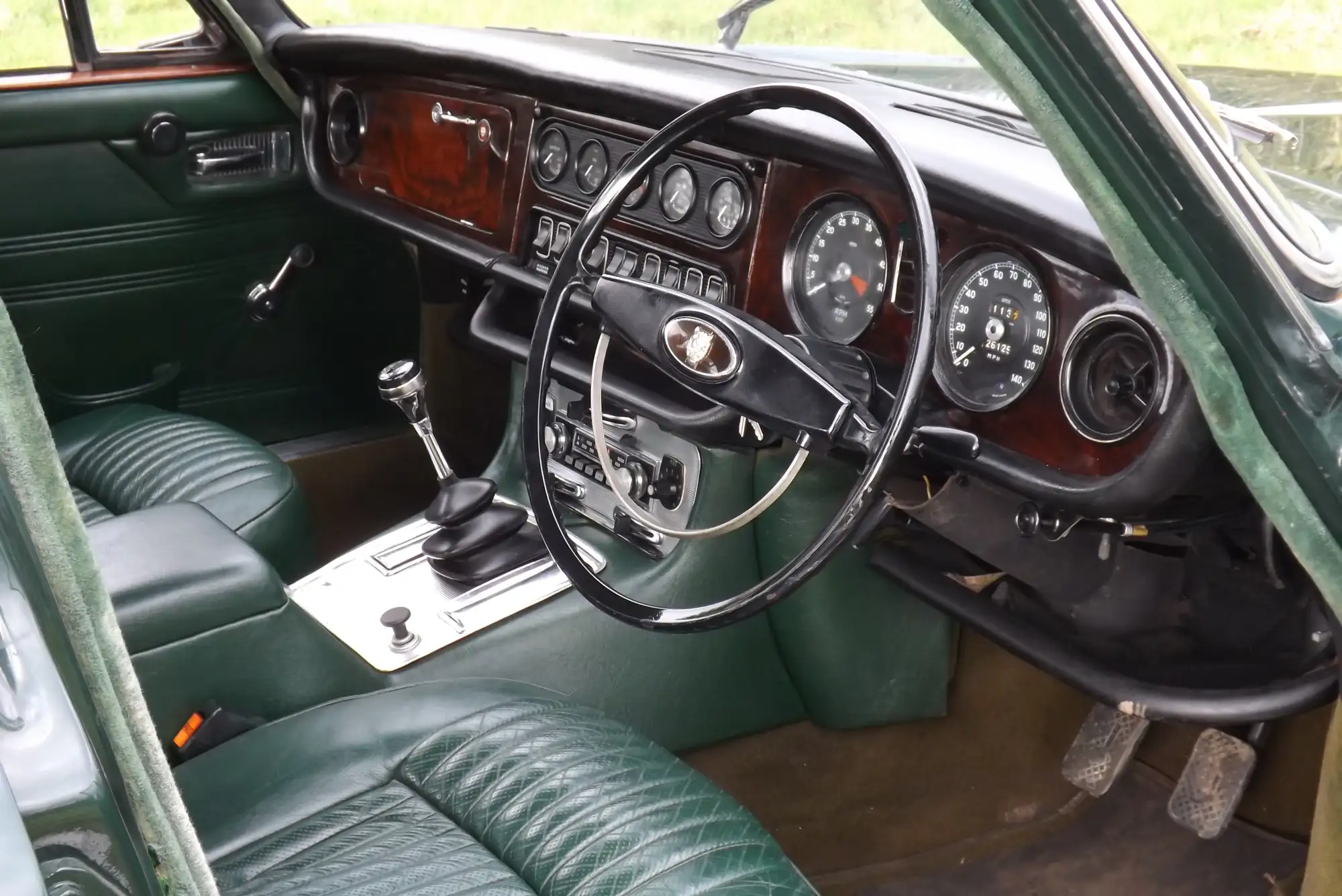 1973 Jaguar XJ6 Series One  4.2 Manual-For Sale