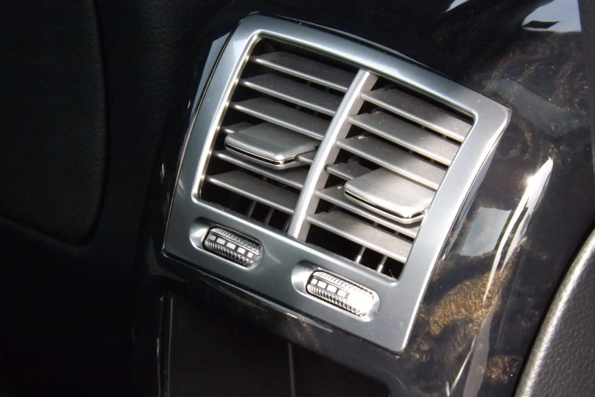 2013 Mercedes-Benz S350 Bluetec-Property of Mr Nigel Havers-Sold