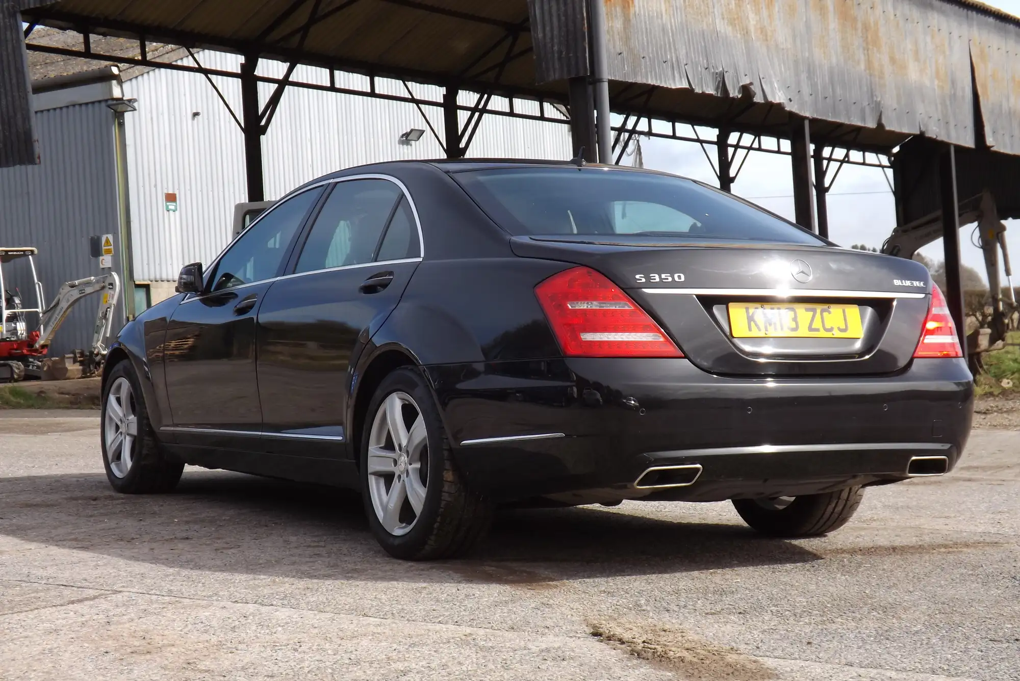 2013 Mercedes-Benz S350 Bluetec-Property of Mr Nigel Havers-Sold