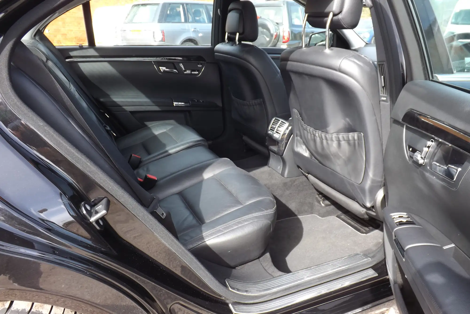 2013 Mercedes-Benz S350 Bluetec-Property of Mr Nigel Havers-Sold