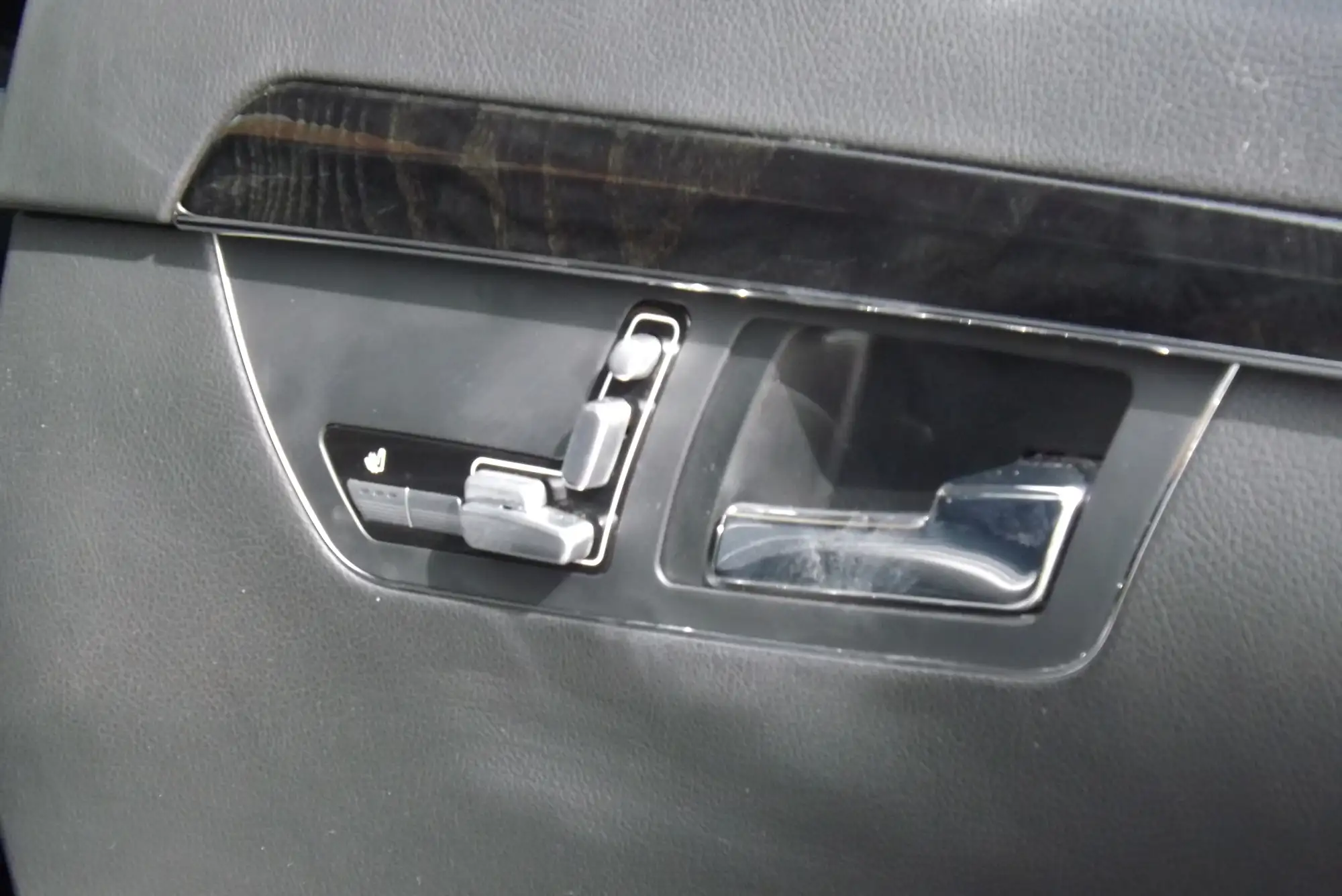 2013 Mercedes-Benz S350 Bluetec-Property of Mr Nigel Havers-Sold