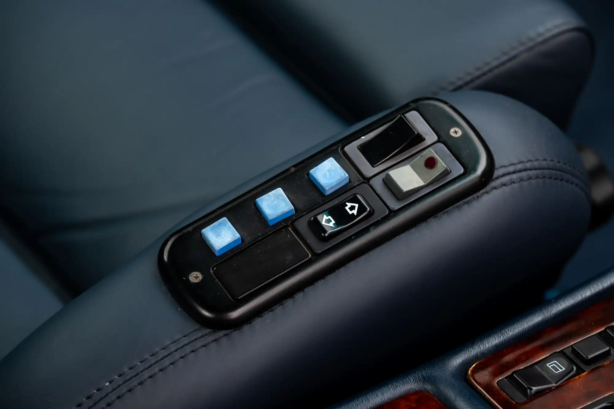 1982 Mercedes-Benz 500SEC AMG (C126)-Sold