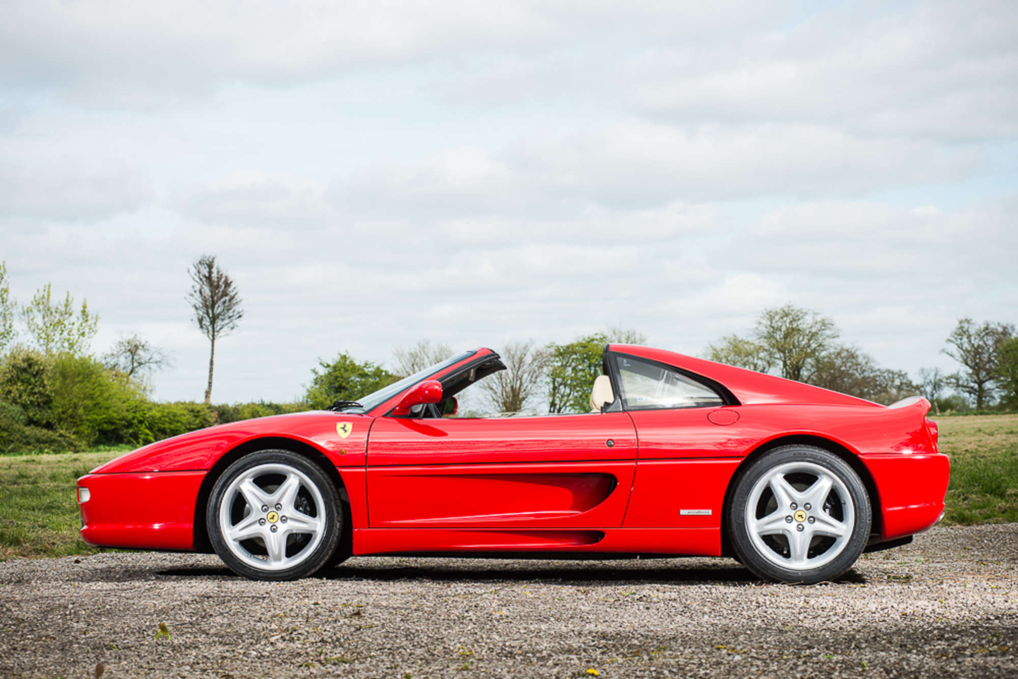 1997 Ferrari F355 GTS-Auction Lot