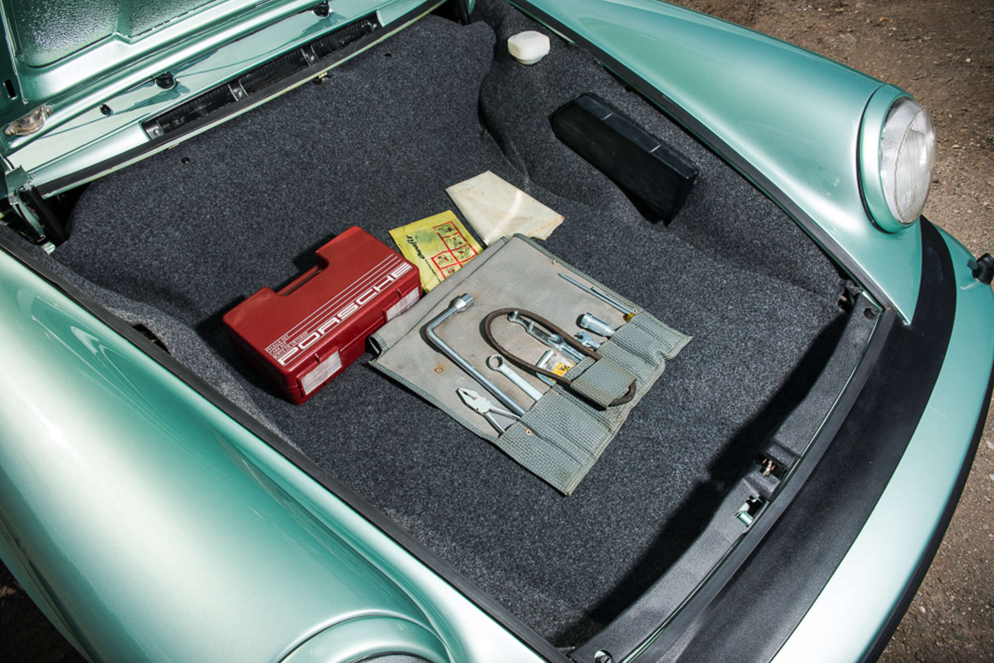 1975 Porsche 911 2.7 MFI-Auction Lot