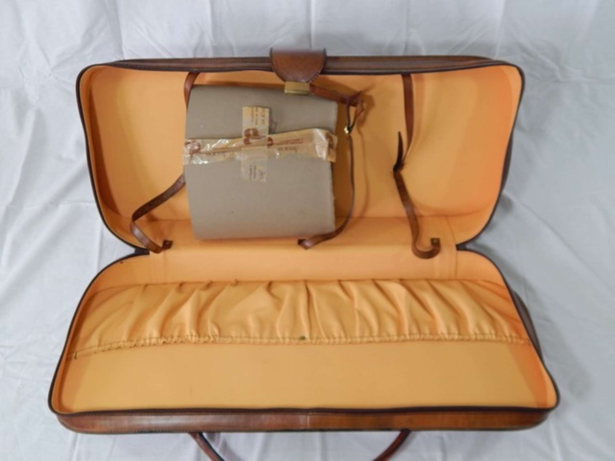 Ferrari 512 Boxer 2-piece leather luggage set.-Auction Lot