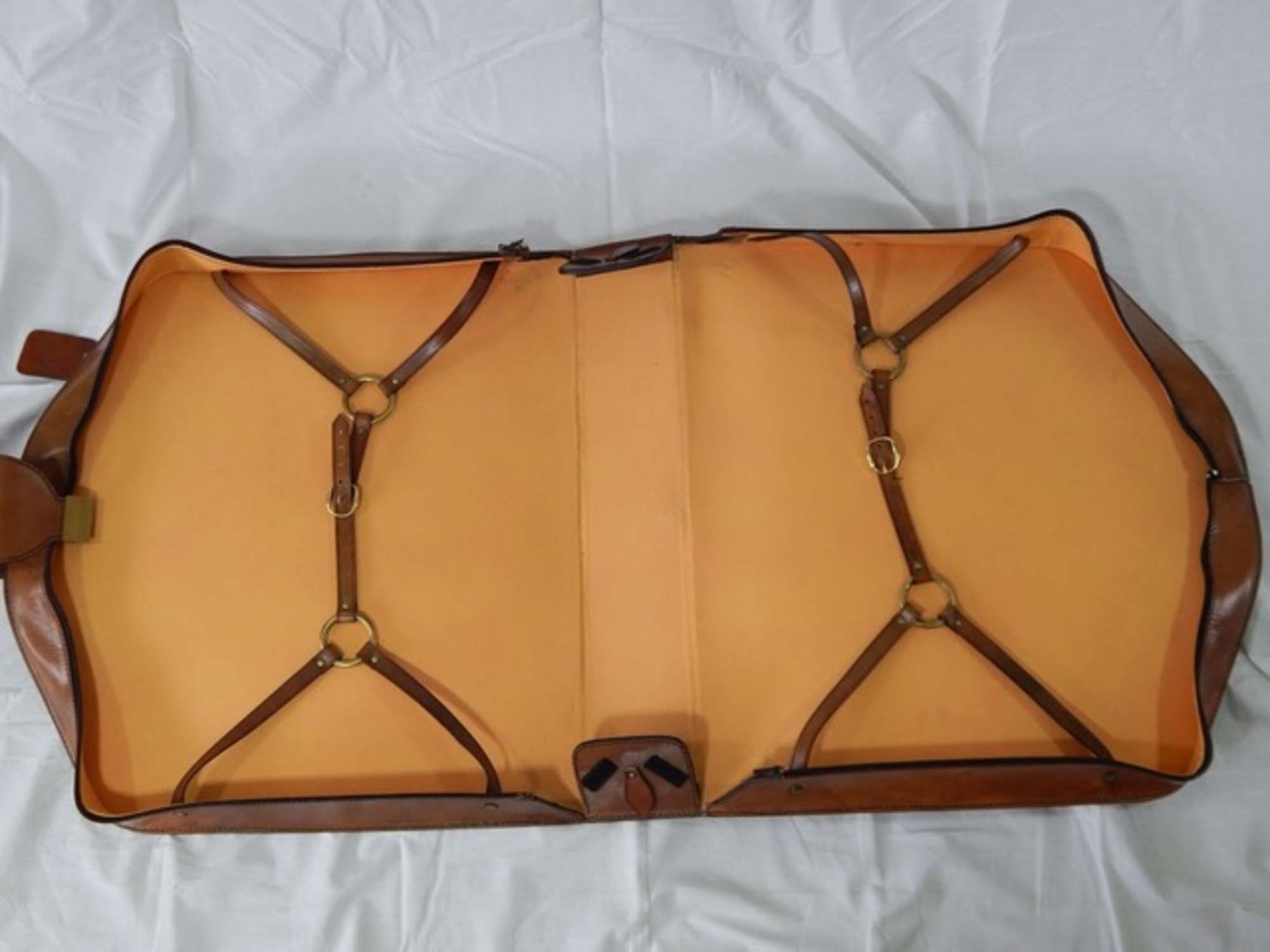 Ferrari 512 Boxer 2-piece leather luggage set.-Auction Lot