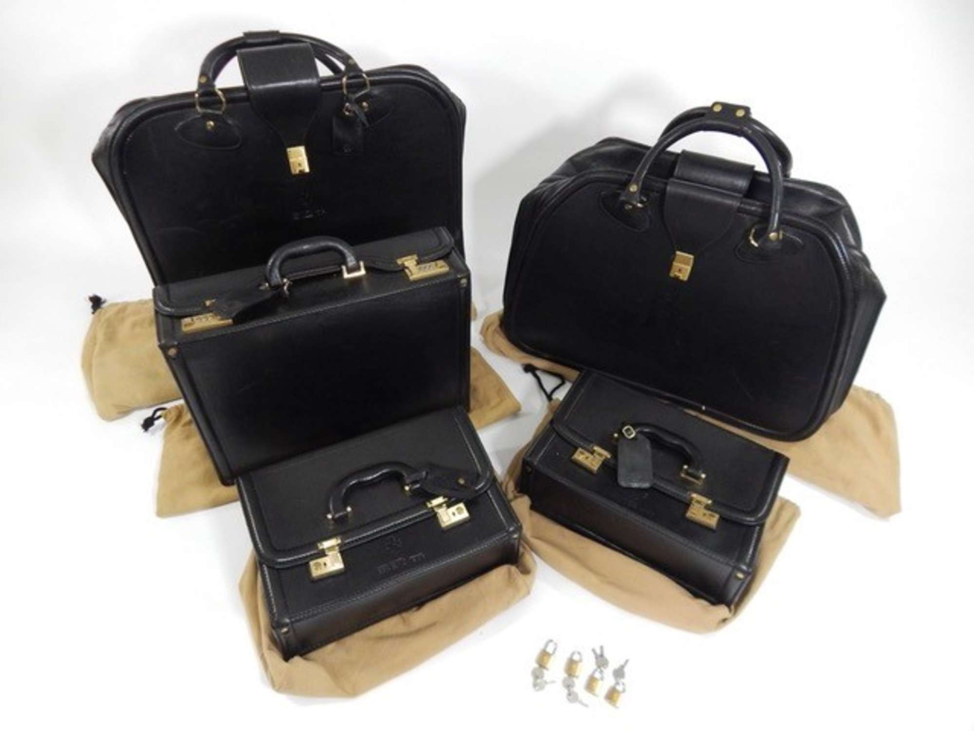 5-piece 512TR Luggage Set in Black-Auction Lot